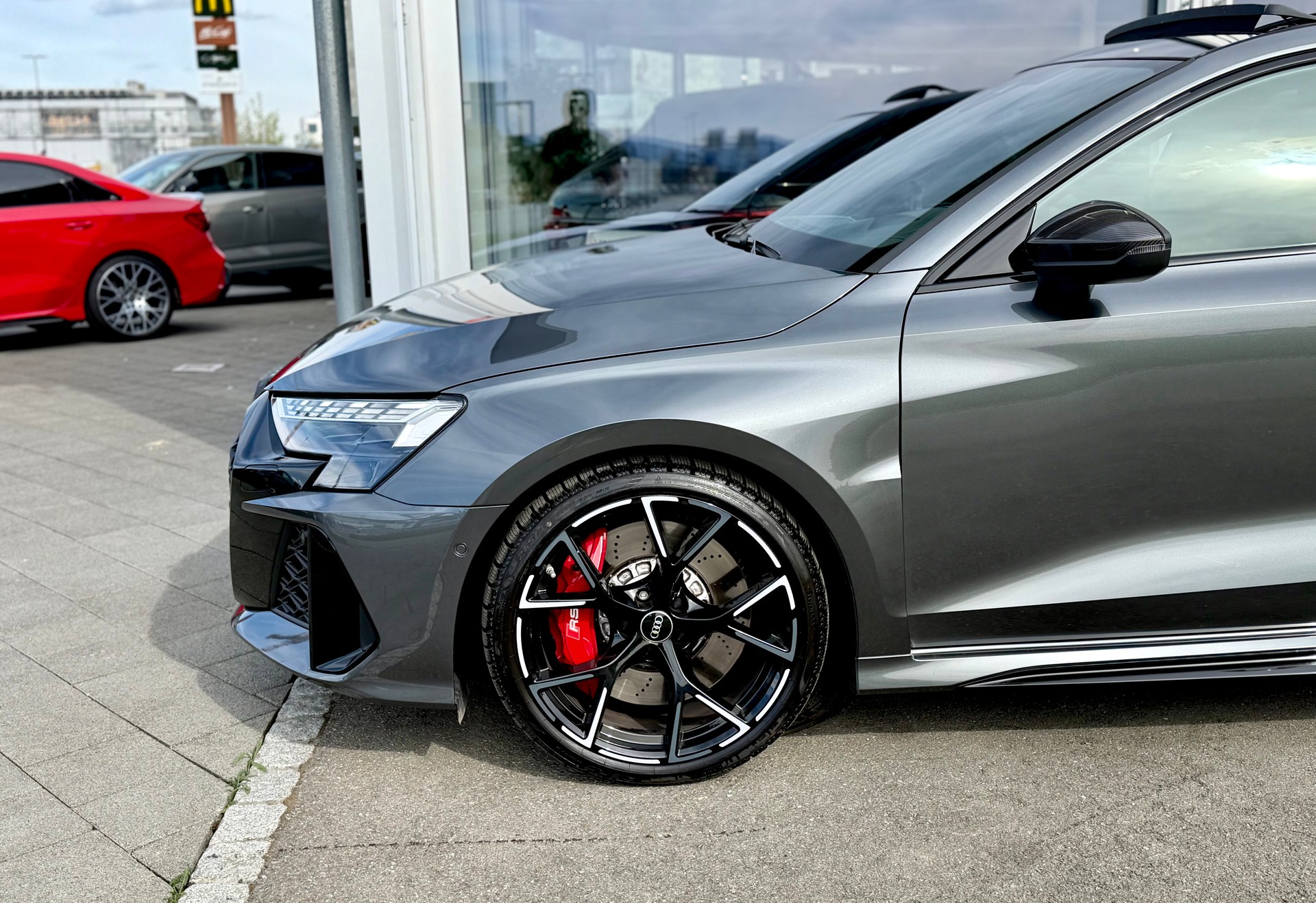 AUDI RS3 Sportback 2.5 TSI quattro S-tronic *CH FAHRZEUG*-image-8