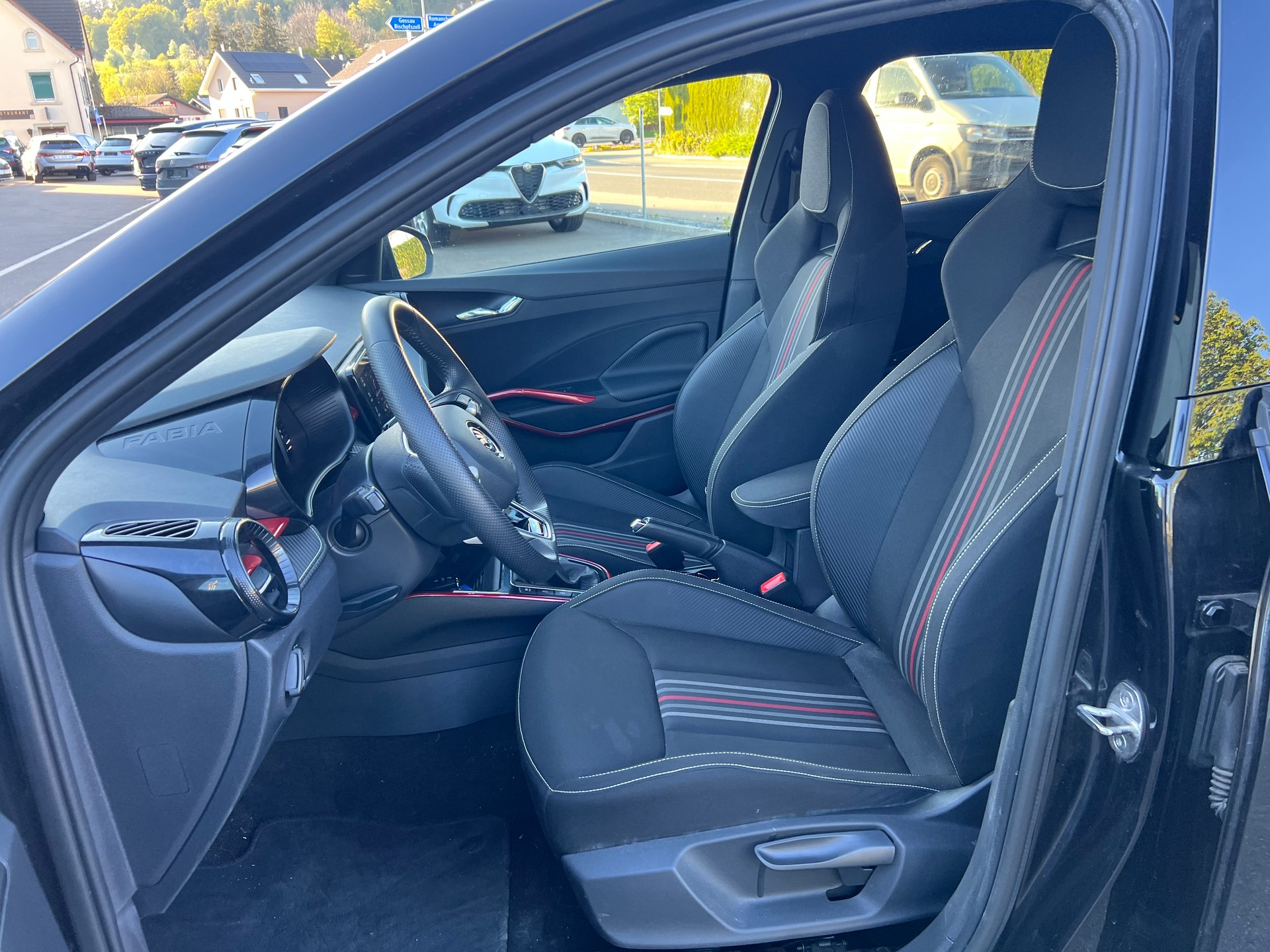 SKODA Fabia 1.0 TSI Monte Carlo DSG-image-11