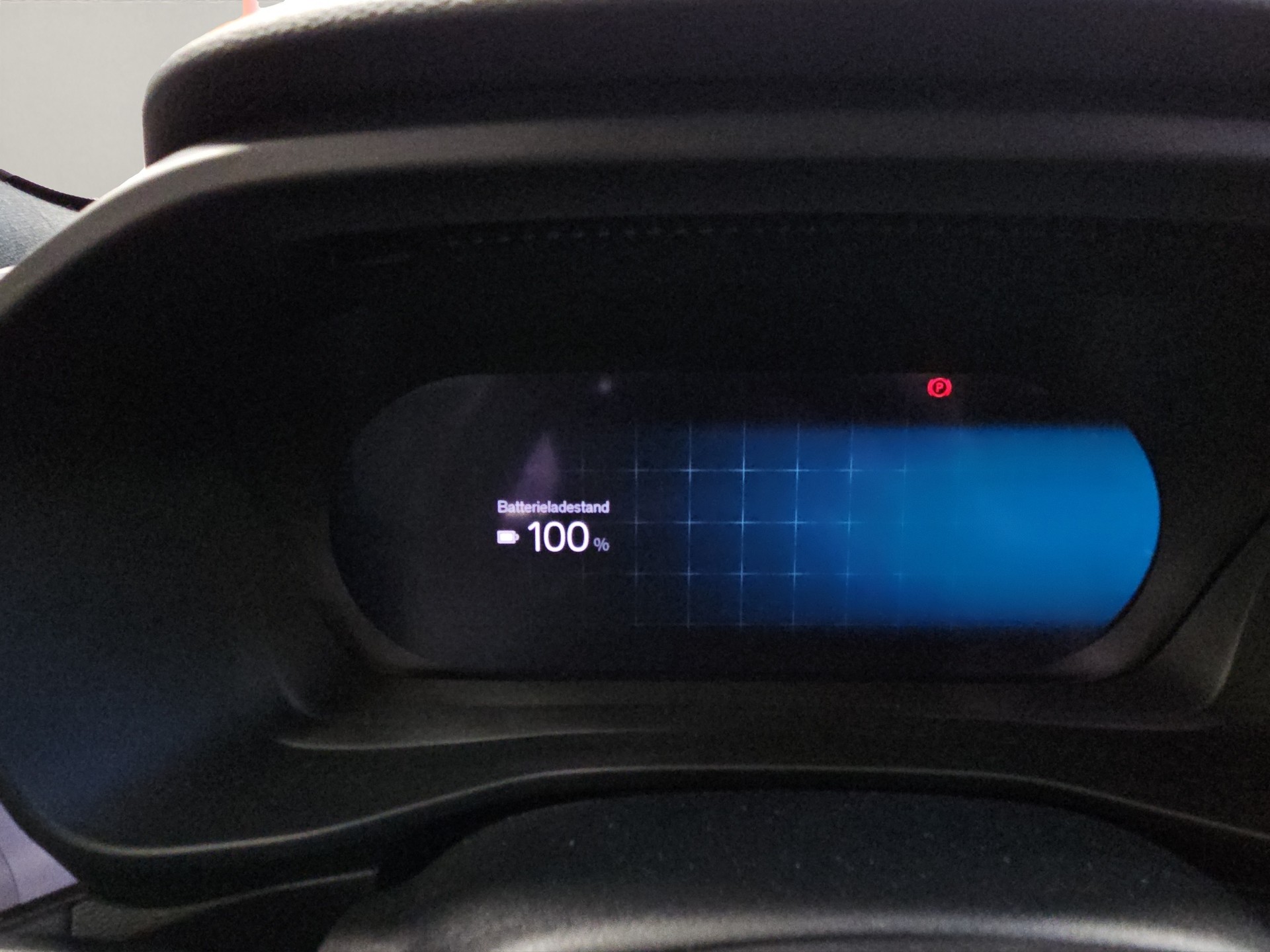 VOLVO C40 P8 Twin Recharge AWD-image-14