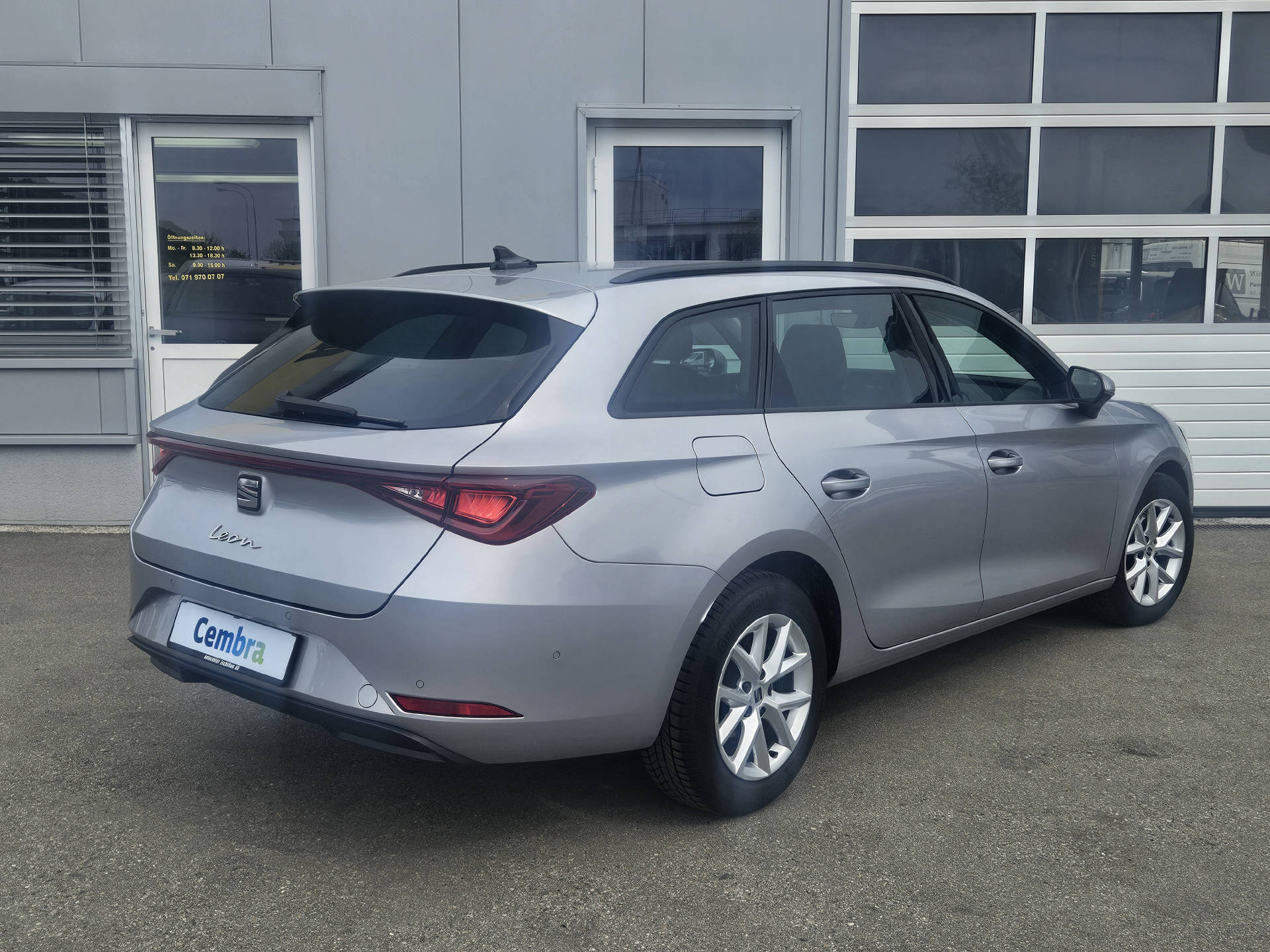 SEAT Leon ST 2.0 TDI Style DSG* Navi * Abstandsregeltempomat ACC *-image-5