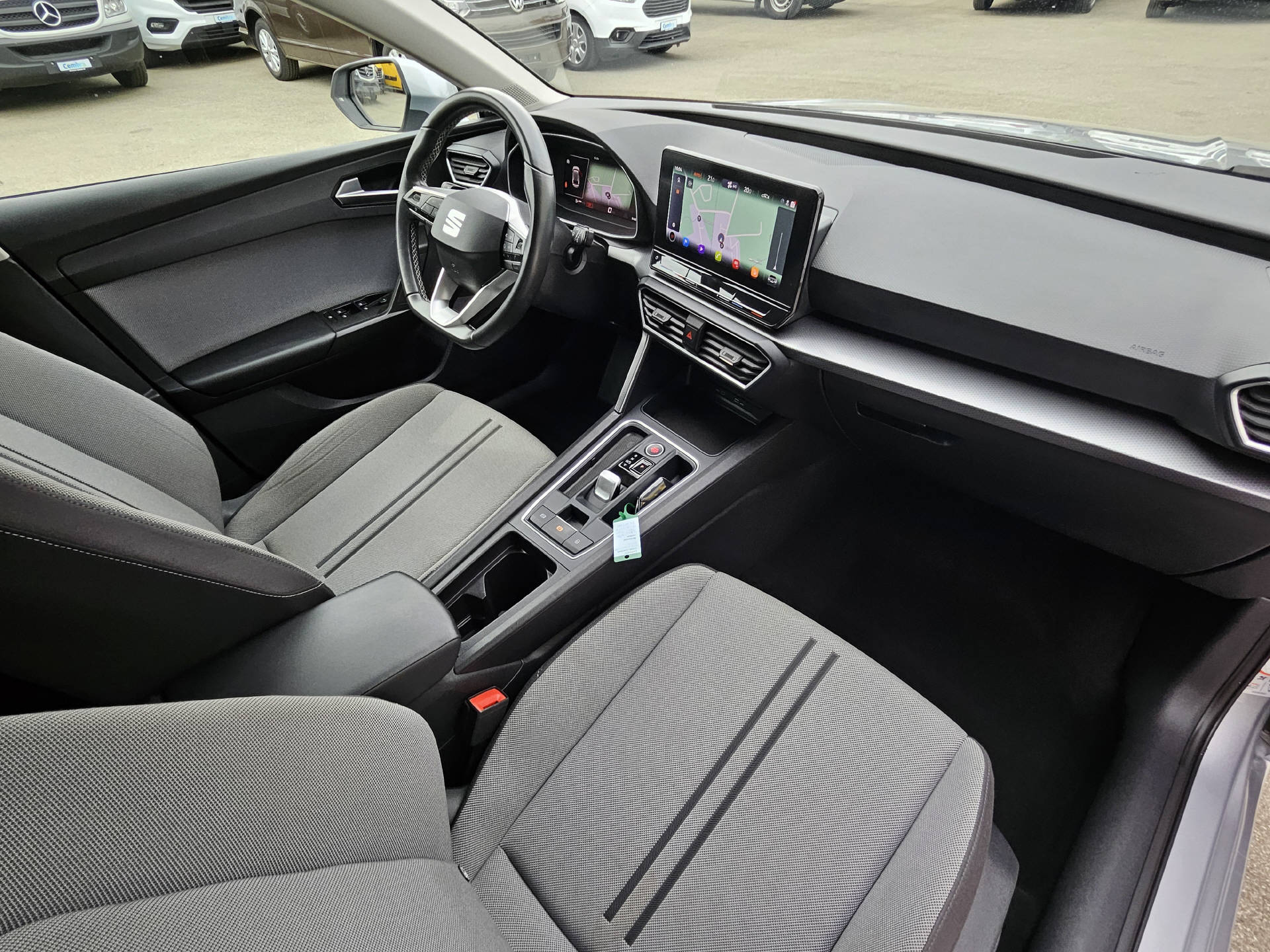 SEAT Leon ST 2.0 TDI Style DSG* Navi * Abstandsregeltempomat ACC *-image-19