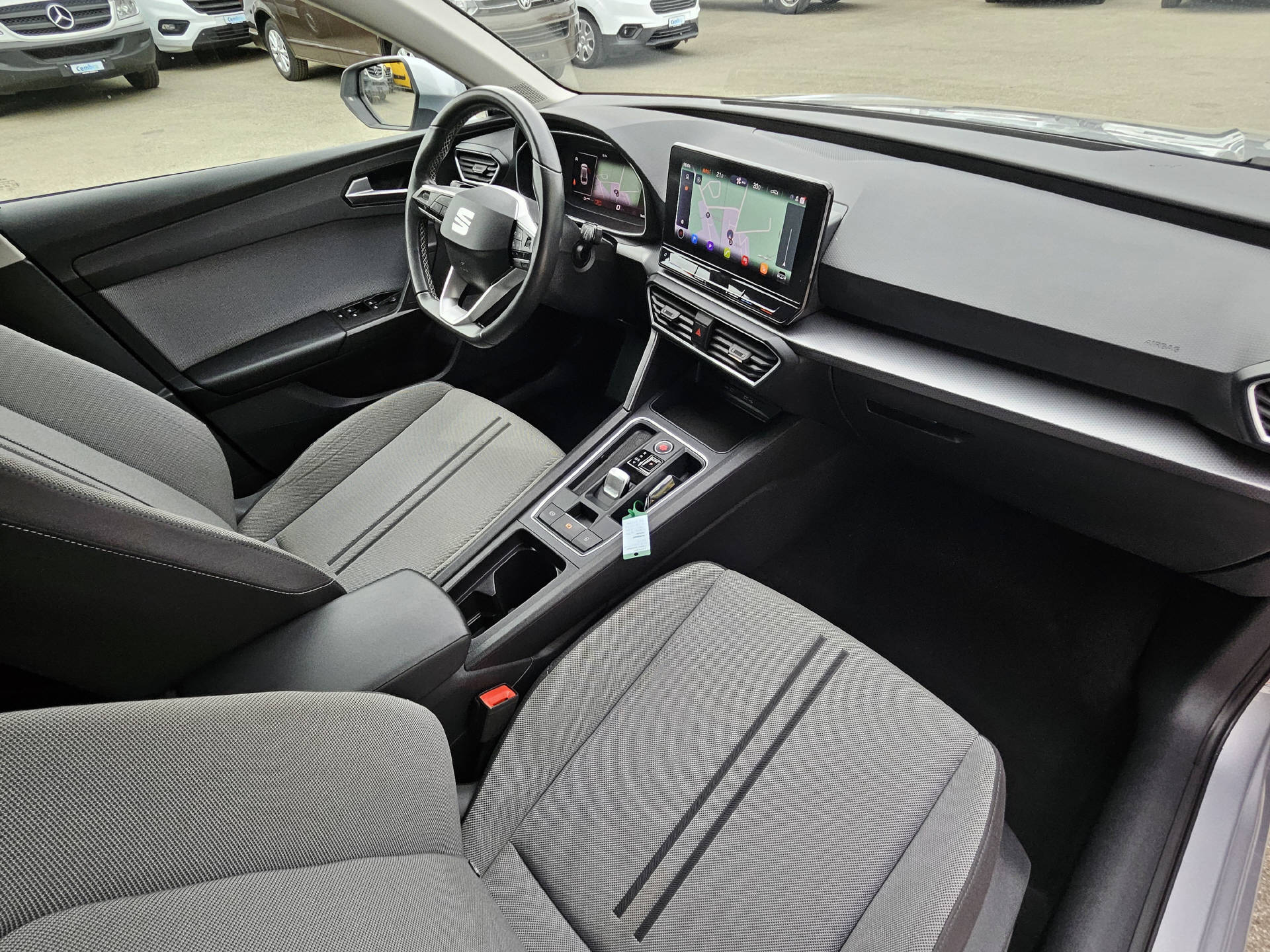 SEAT Leon ST 2.0 TDI Style DSG* Navi * Abstandsregeltempomat ACC *-image-20