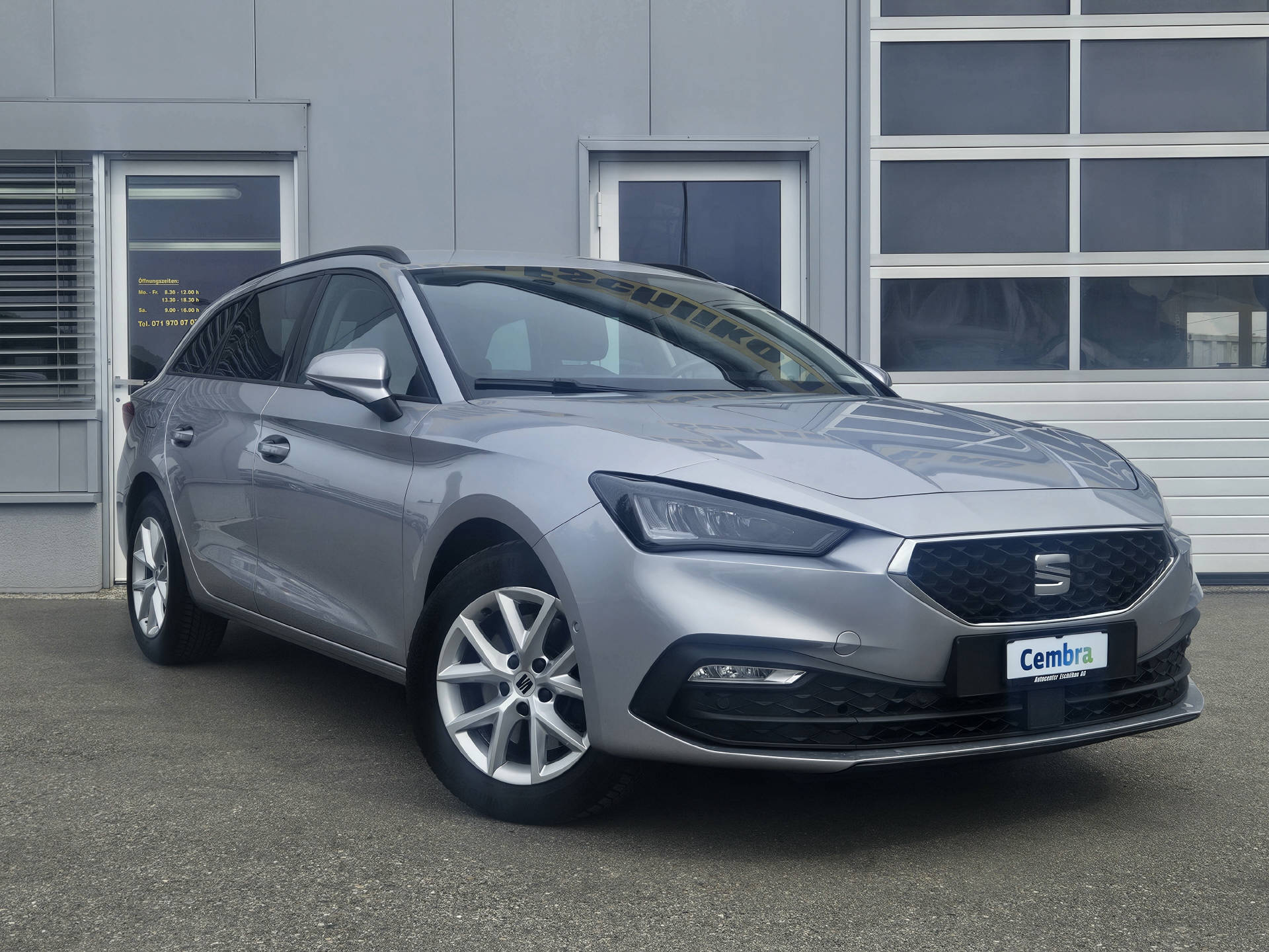 SEAT Leon ST 2.0 TDI Style DSG* Navi * Abstandsregeltempomat ACC *-showroom-element-1