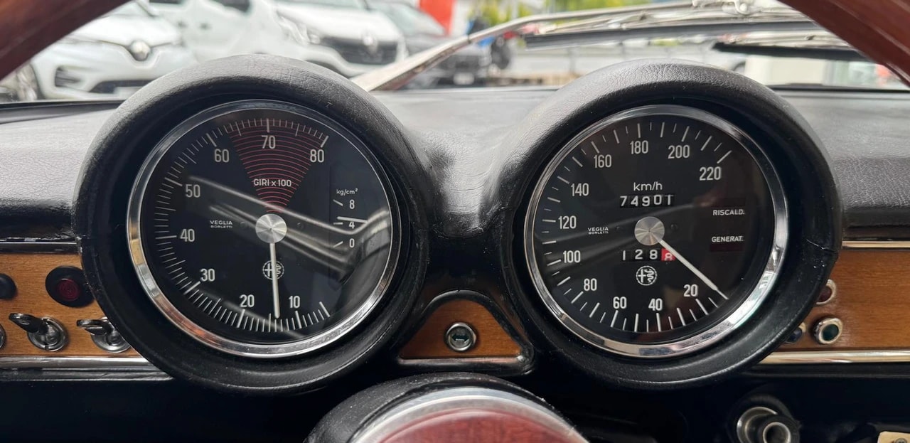 ALFA ROMEO GT 1600 Junior-image-12