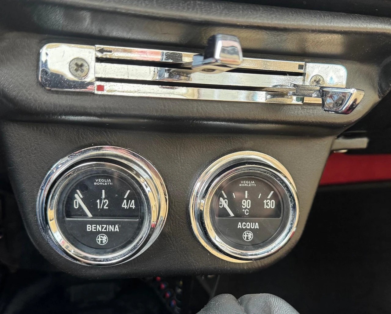 ALFA ROMEO GT 1600 Junior-image-14