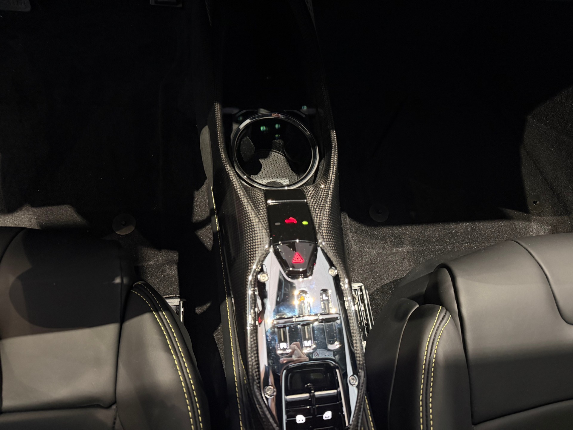 FERRARI SF90 Spider-image-16