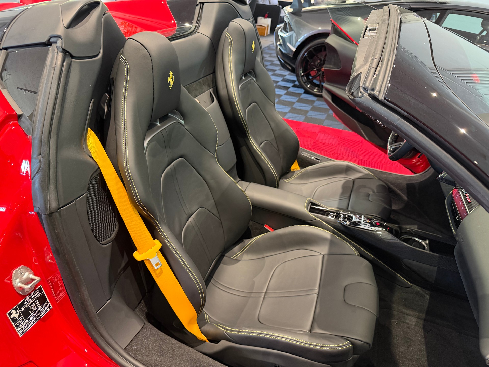 FERRARI SF90 Spider-image-19