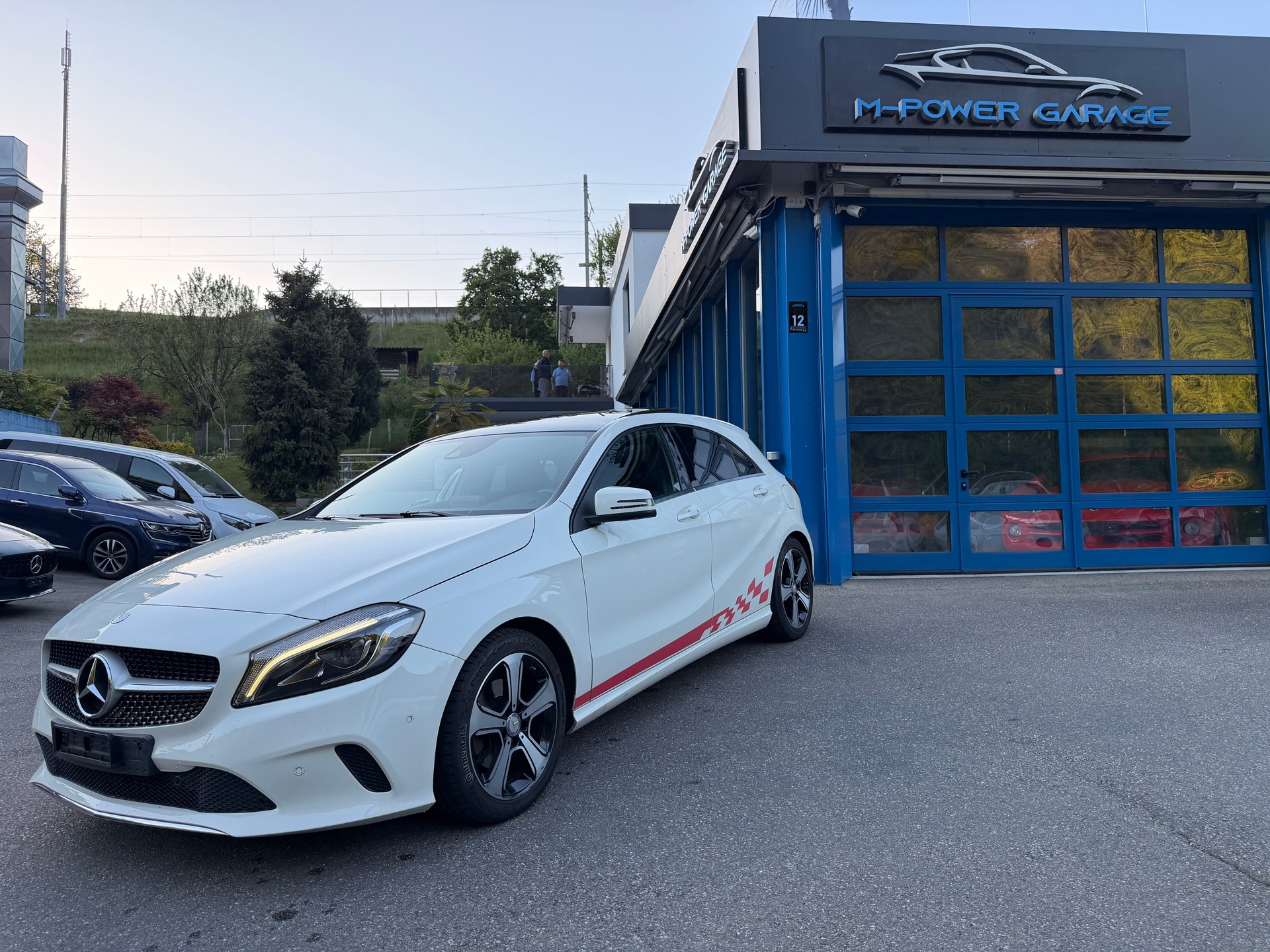MERCEDES-BENZ A 180 Urban