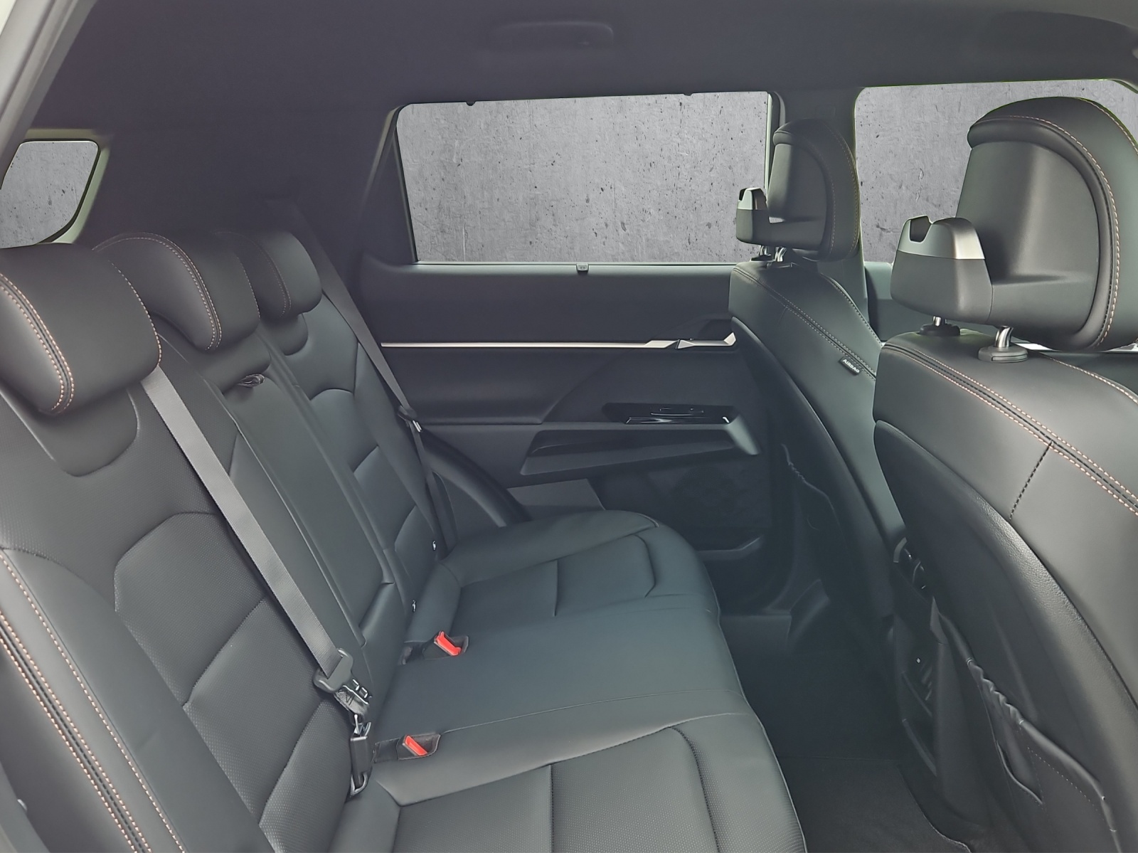 KGM-SsangYong Torres EVX Platinum-image-12