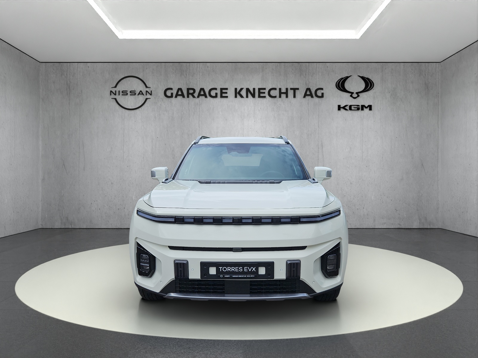 KGM-SsangYong Torres EVX Platinum-showroom-element-2