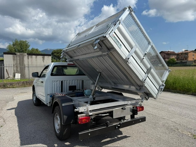 ISUZU D-MAX 1.9 Single Cab N60F 4x4 " Immatricolato KM. 0" - Ponte Ribaltabile NUOVO Totalmente in Alluminio - Gancio Traino KG. 3500-image-3