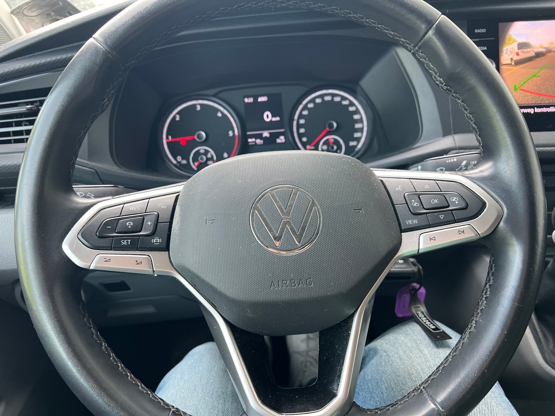 VW T6 Transporter 2.0 TDI *Apple Carplay*Rückfahrkamera*-image-9