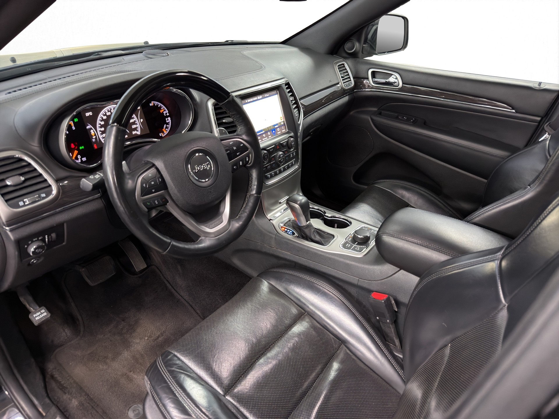 JEEP Grand Cherokee 3.0 CRD Overland Automatic-image-15
