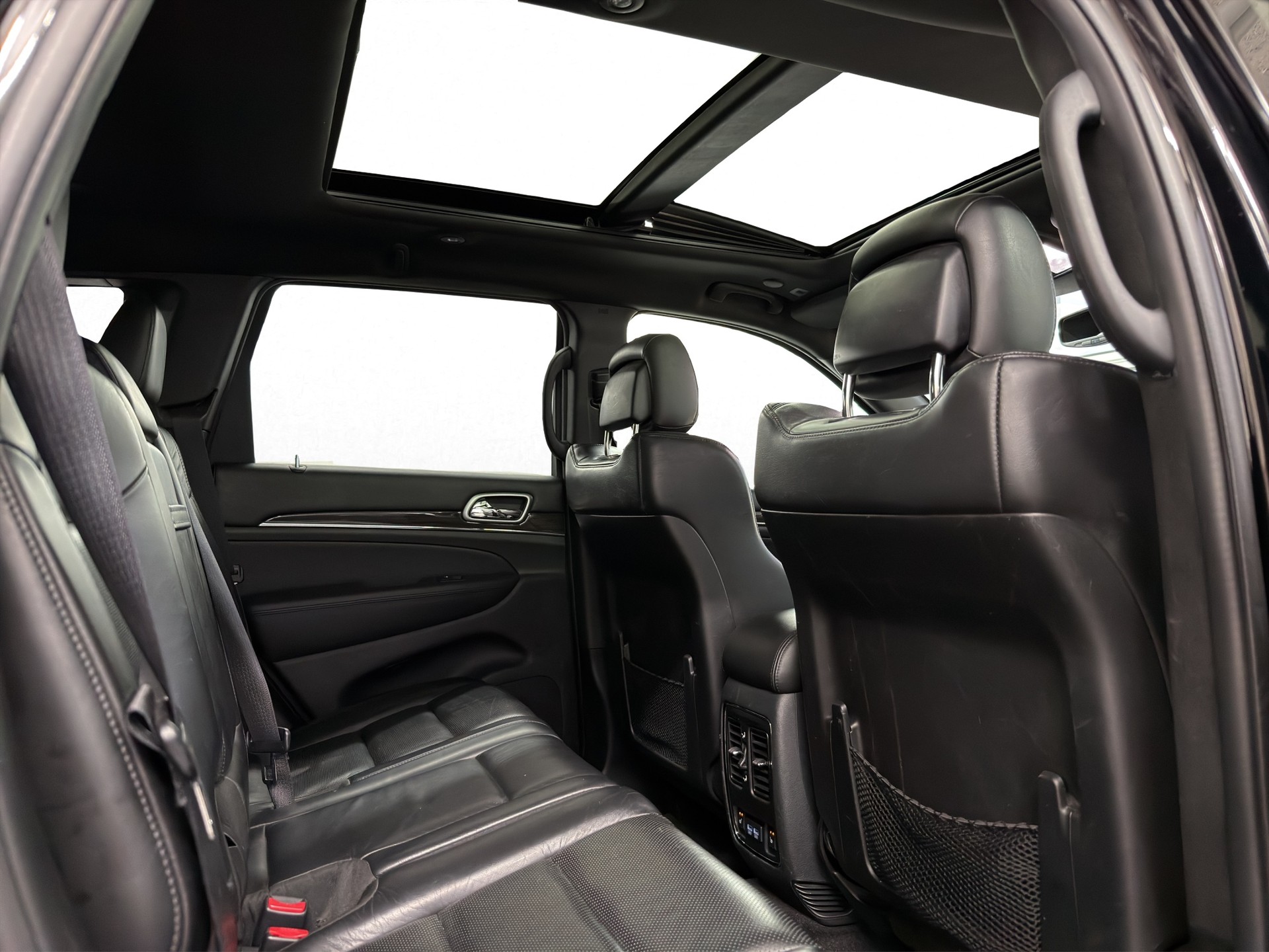 JEEP Grand Cherokee 3.0 CRD Overland Automatic-image-20
