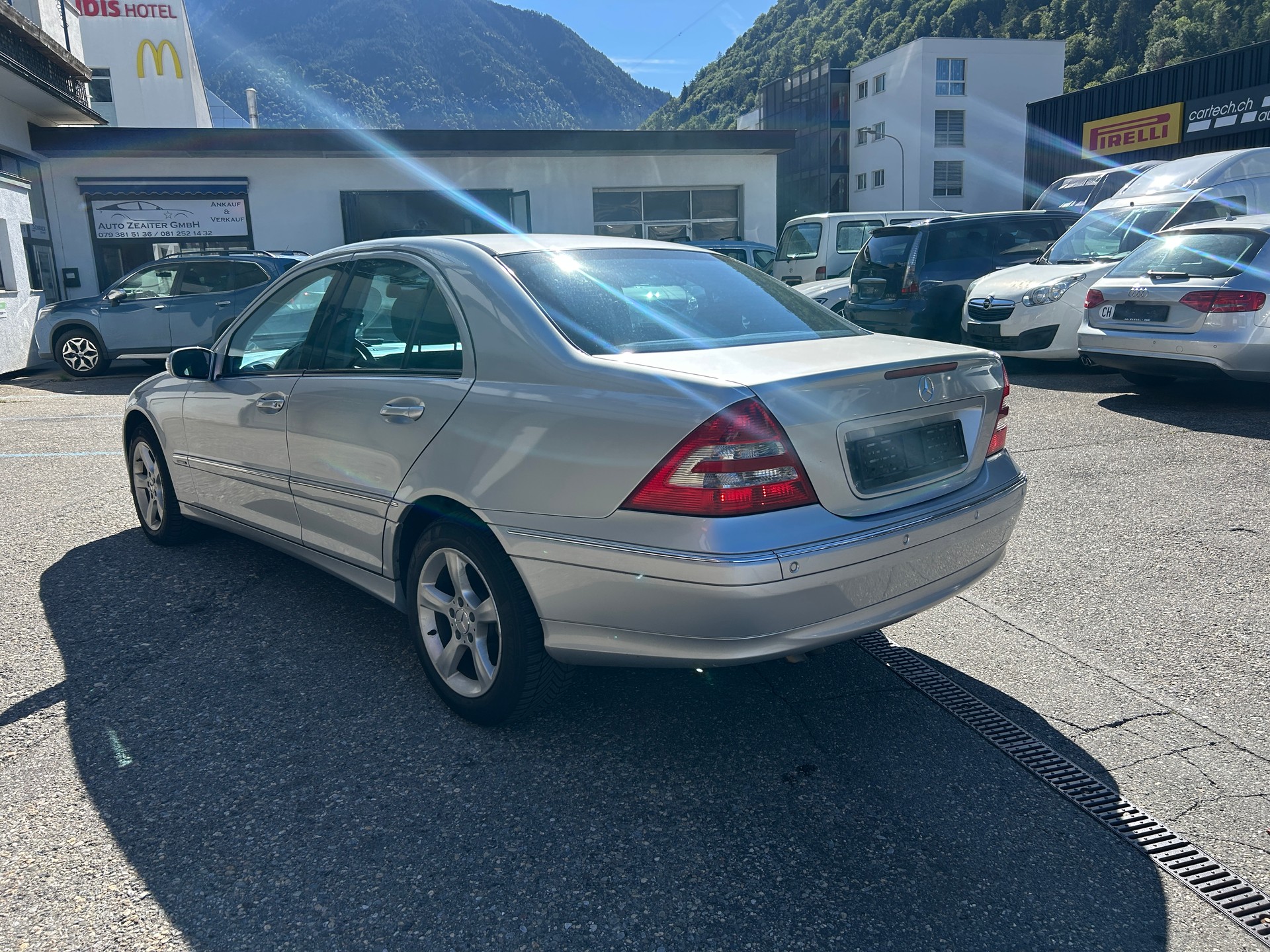 MERCEDES-BENZ C 280 Avantgarde 4Matic Automatic-image-3