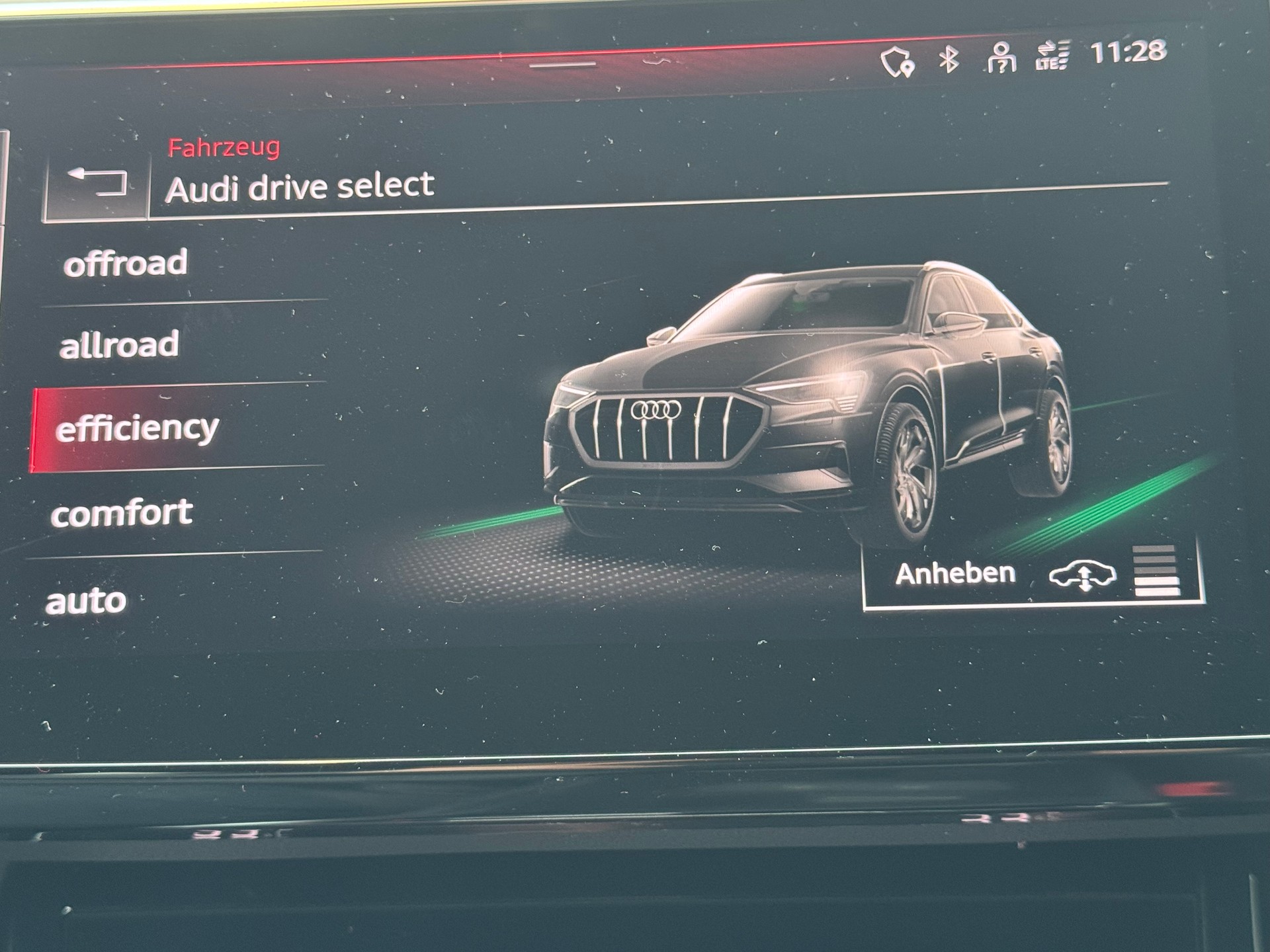 AUDI e-tron S Sportback quattro*Anhängerkupplung*22" Räder*-image-15
