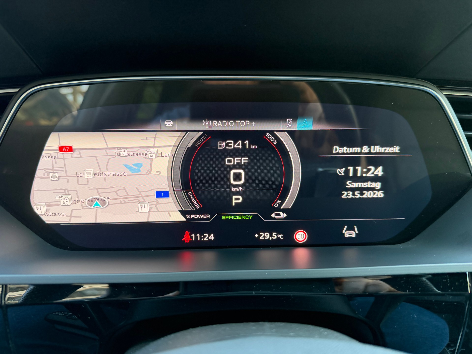 AUDI e-tron S Sportback quattro*Anhängerkupplung*22" Räder*-image-13