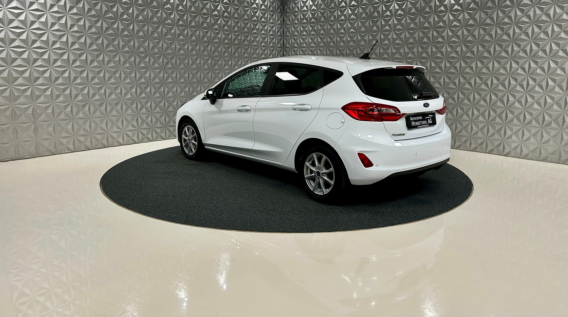 FORD Fiesta 1.0 SCTi Cool & Connect Automat-image-6