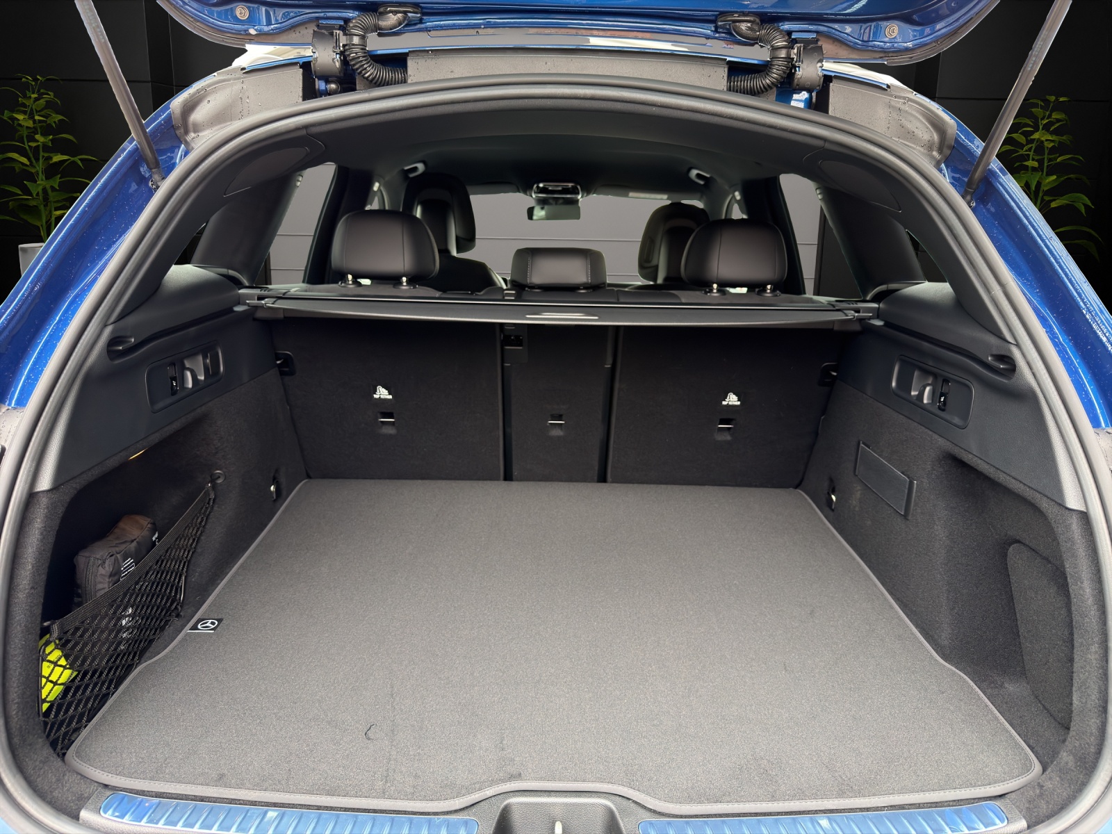 MERCEDES-BENZ GLC 220 d 4Matic 9G-Tronic-image-5