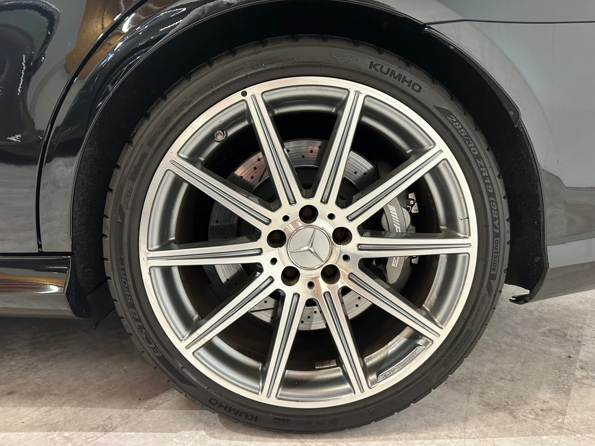 MERCEDES-BENZ E 63 AMG 4Matic Speedshift Facelift-Modell-image-28