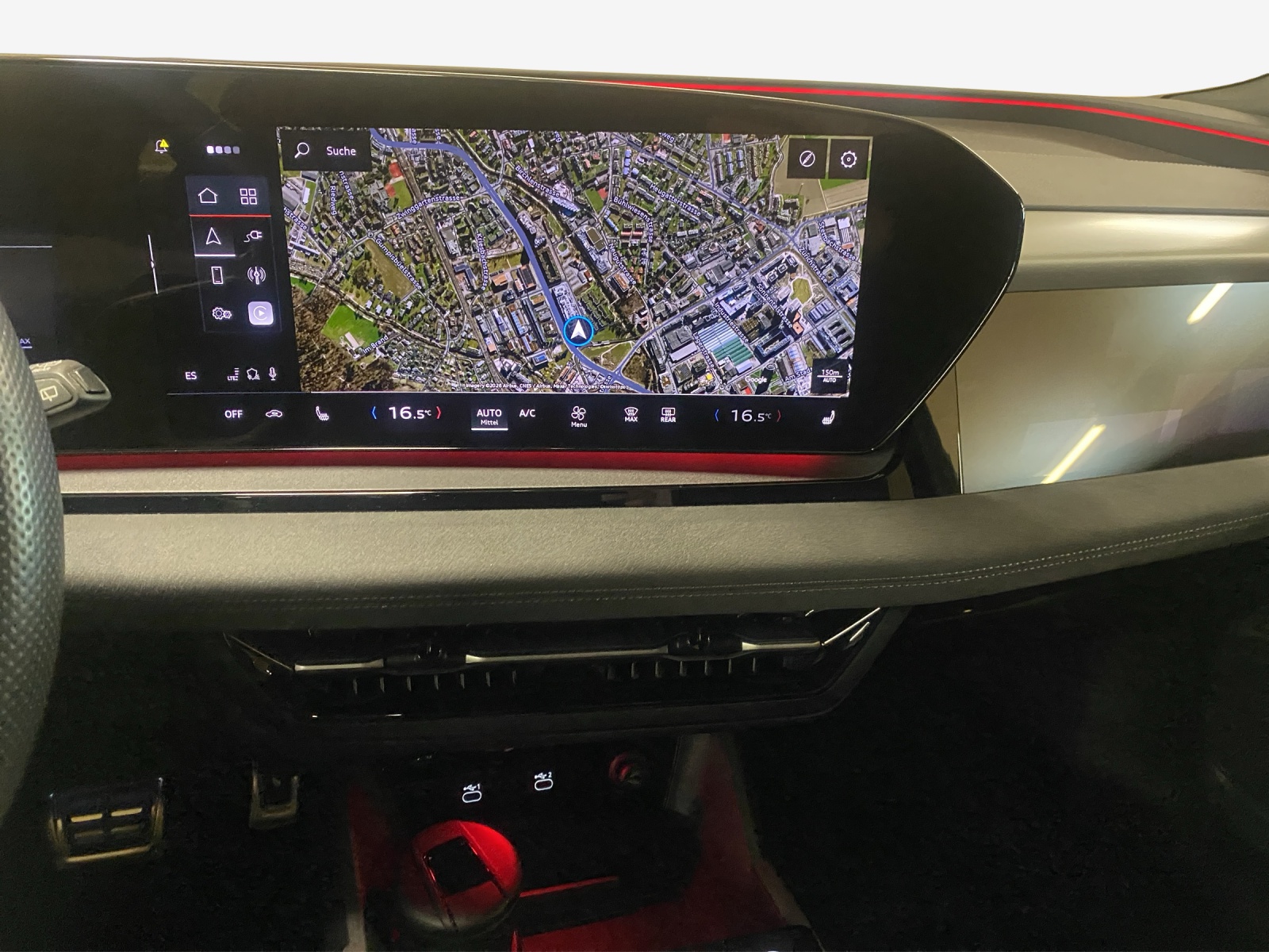 AUDI Q6 e-tron quattro-image-11