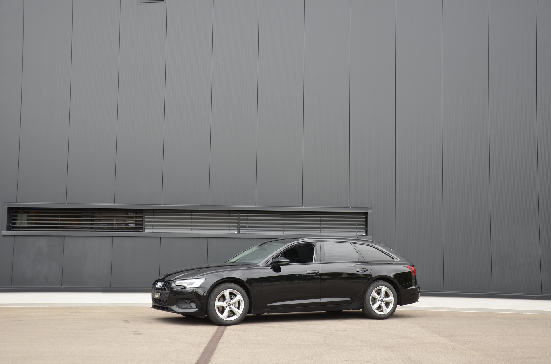 AUDI A6 Avant 40 TDI advanced quattro S-tronic-showroom-element-1