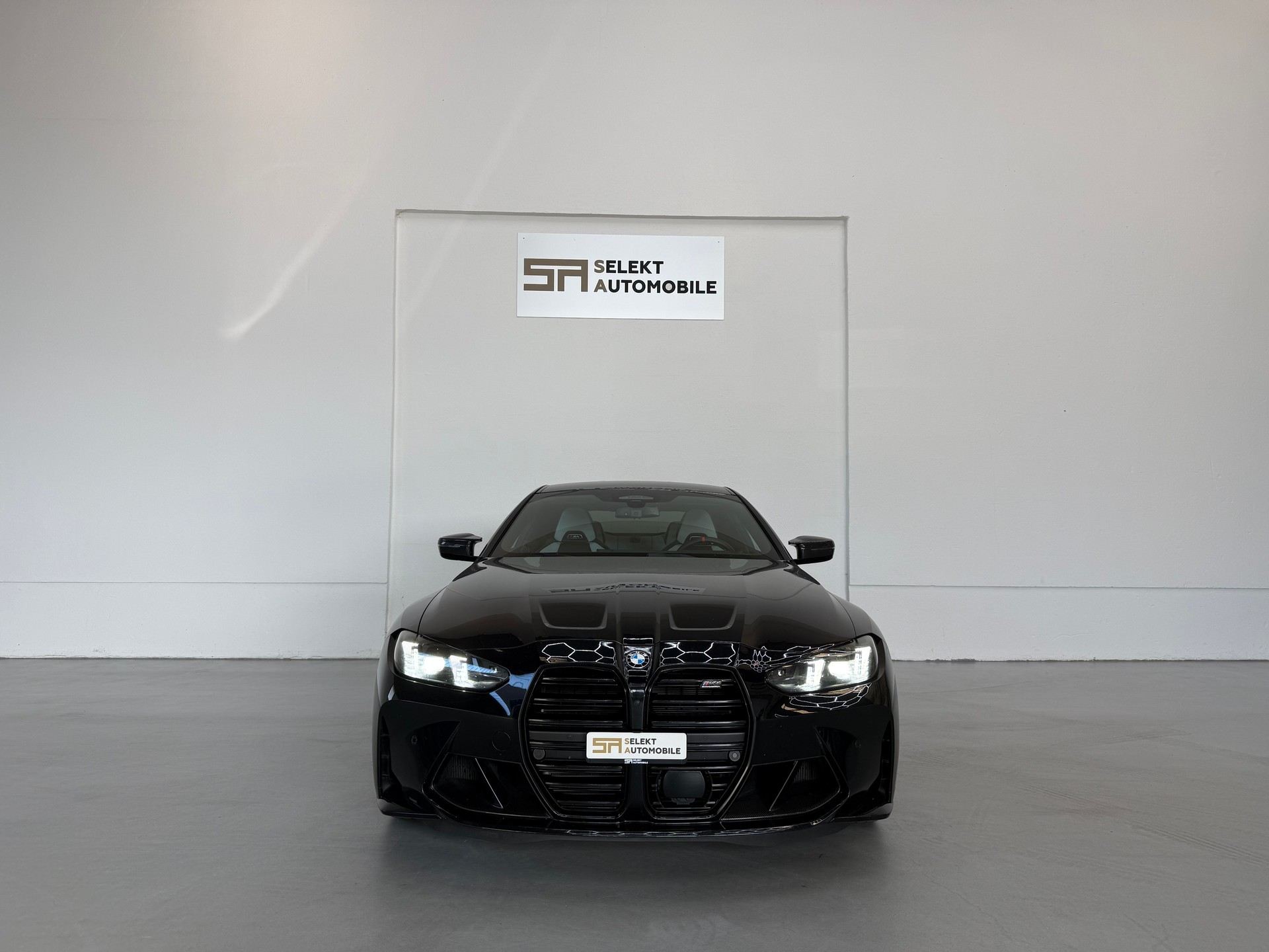 BMW M4 Coupé Competition M xDrive | Black Sapphire-showroom-element-2