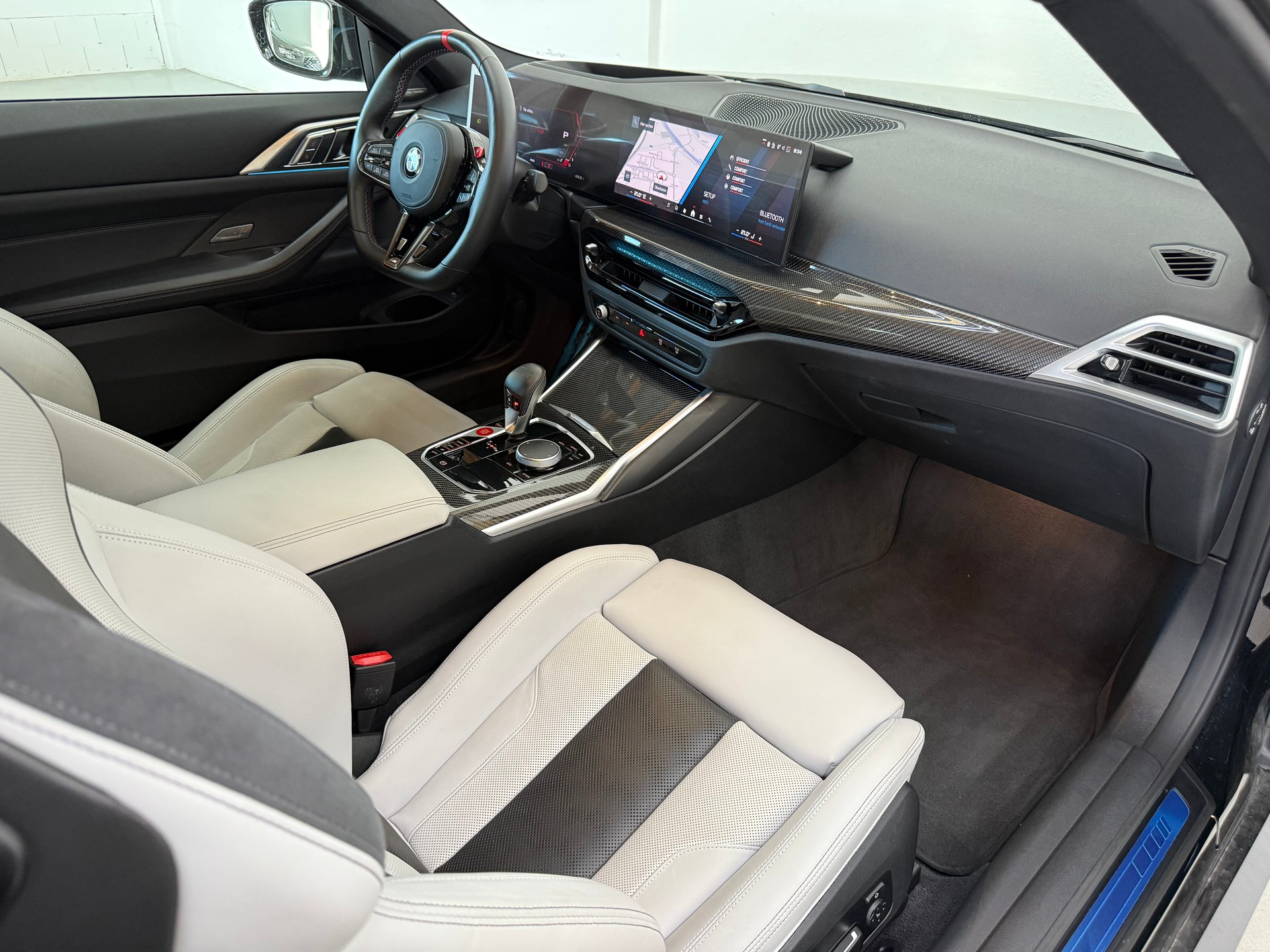 BMW M4 Coupé Competition M xDrive | Black Sapphire-image-13