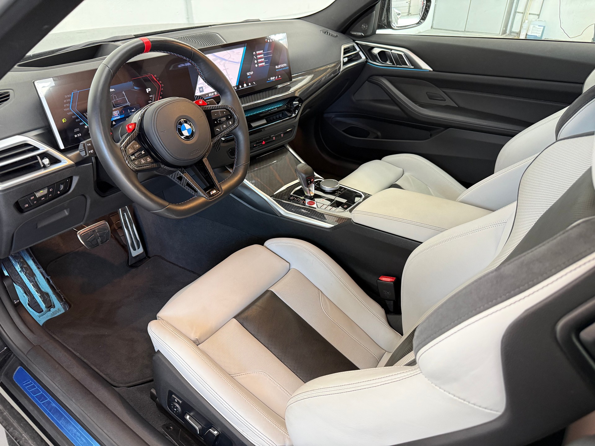 BMW M4 Coupé Competition M xDrive | Black Sapphire-image-12