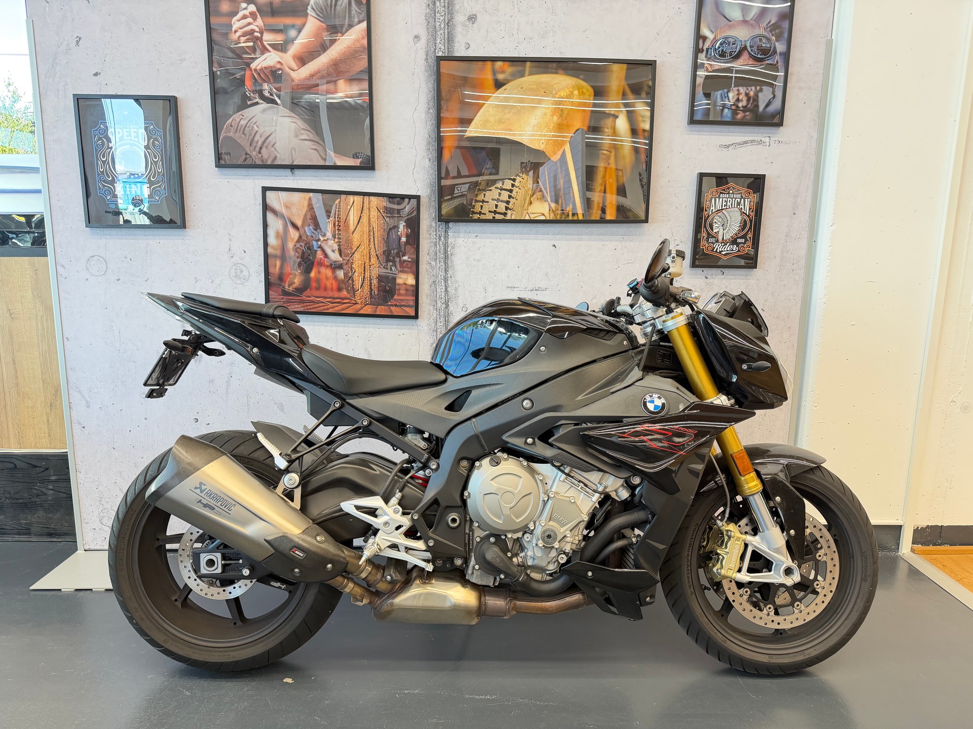 BMW S 1000 R-image-0