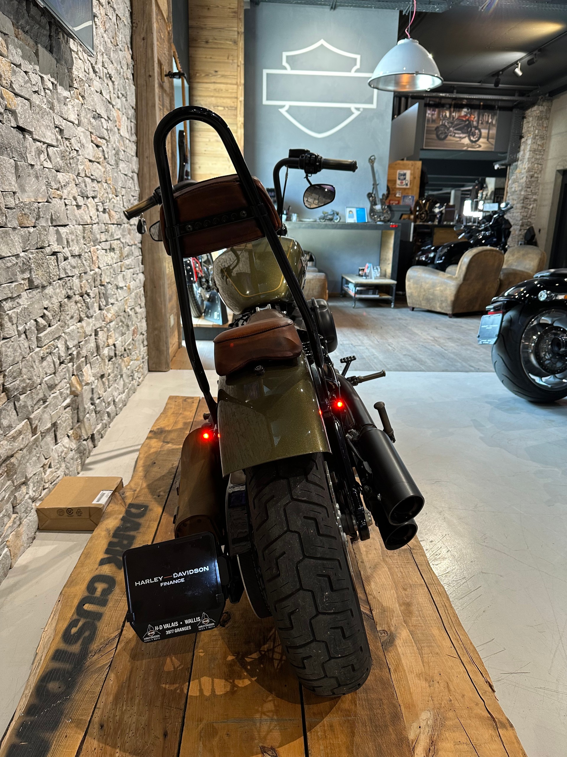 HARLEY-DAVIDSON FXBB Street Bob 107 ABS-image-7