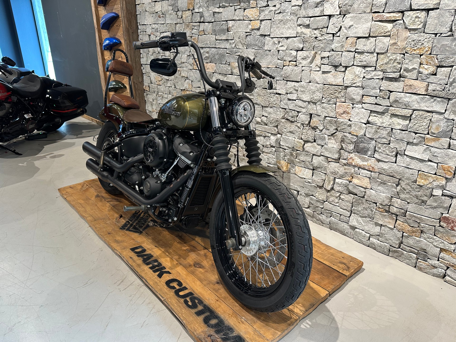 HARLEY-DAVIDSON FXBB Street Bob 107 ABS-image-1