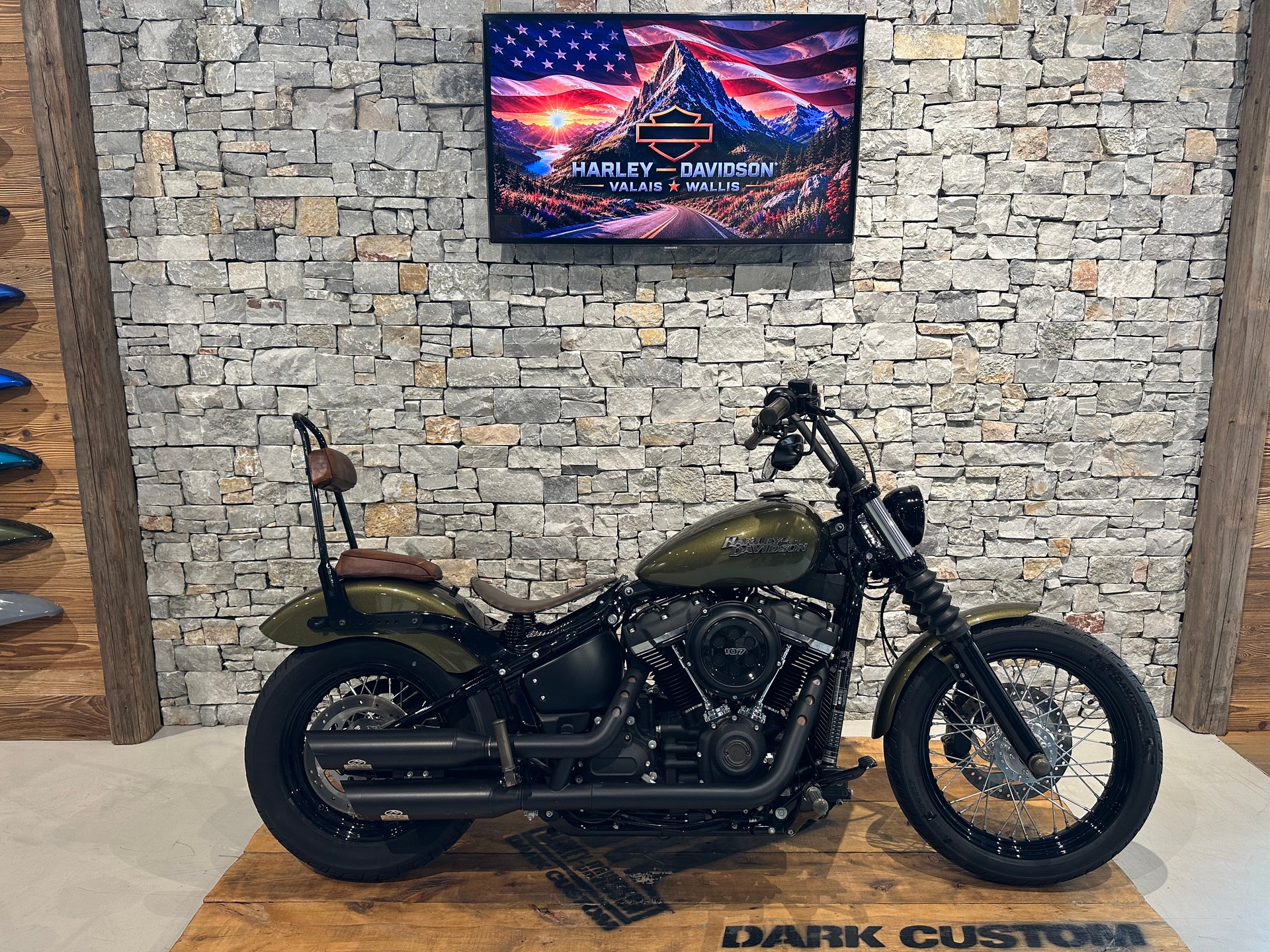 HARLEY-DAVIDSON FXBB Street Bob 107 ABS-image-0