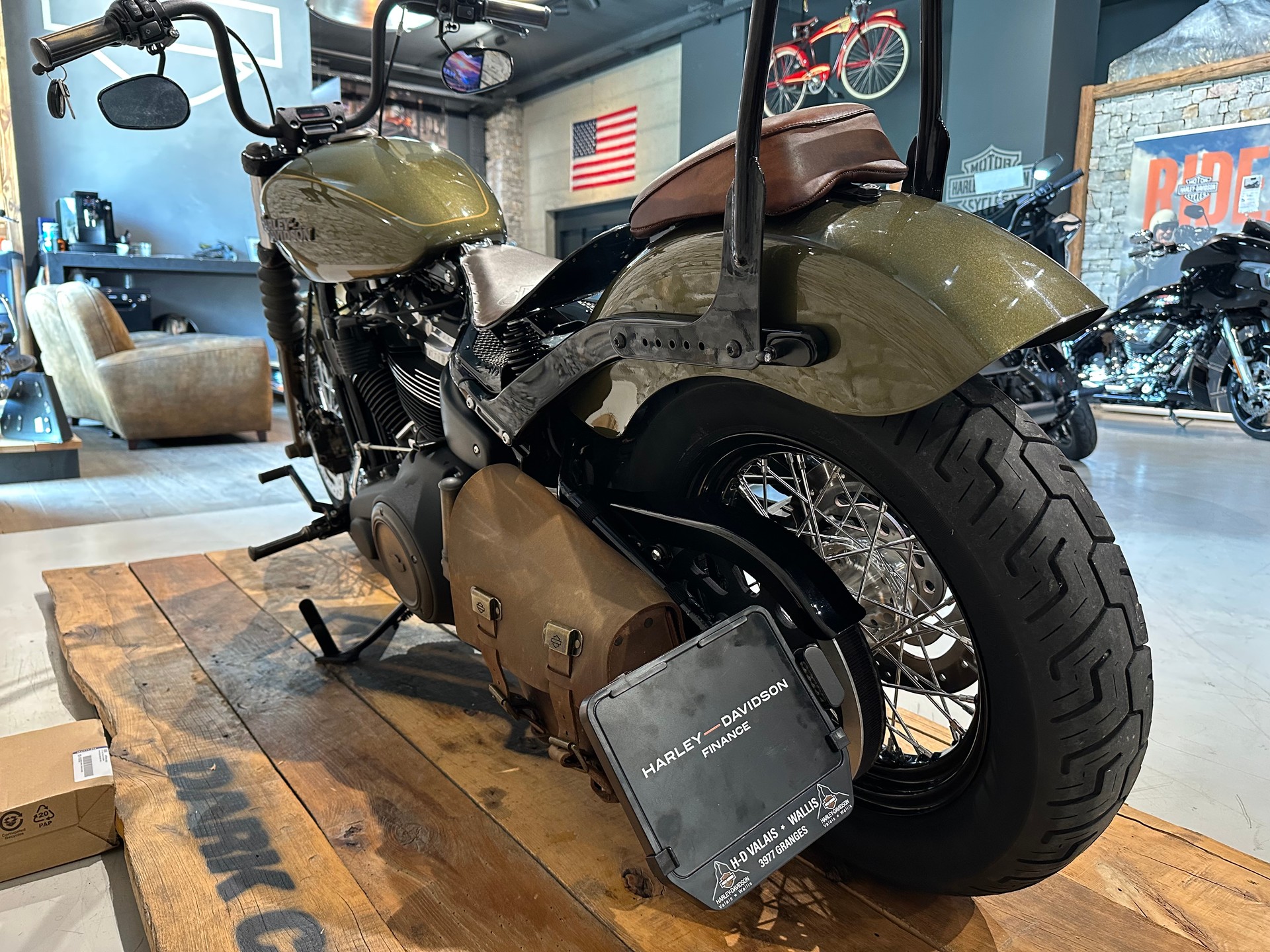 HARLEY-DAVIDSON FXBB Street Bob 107 ABS-image-9