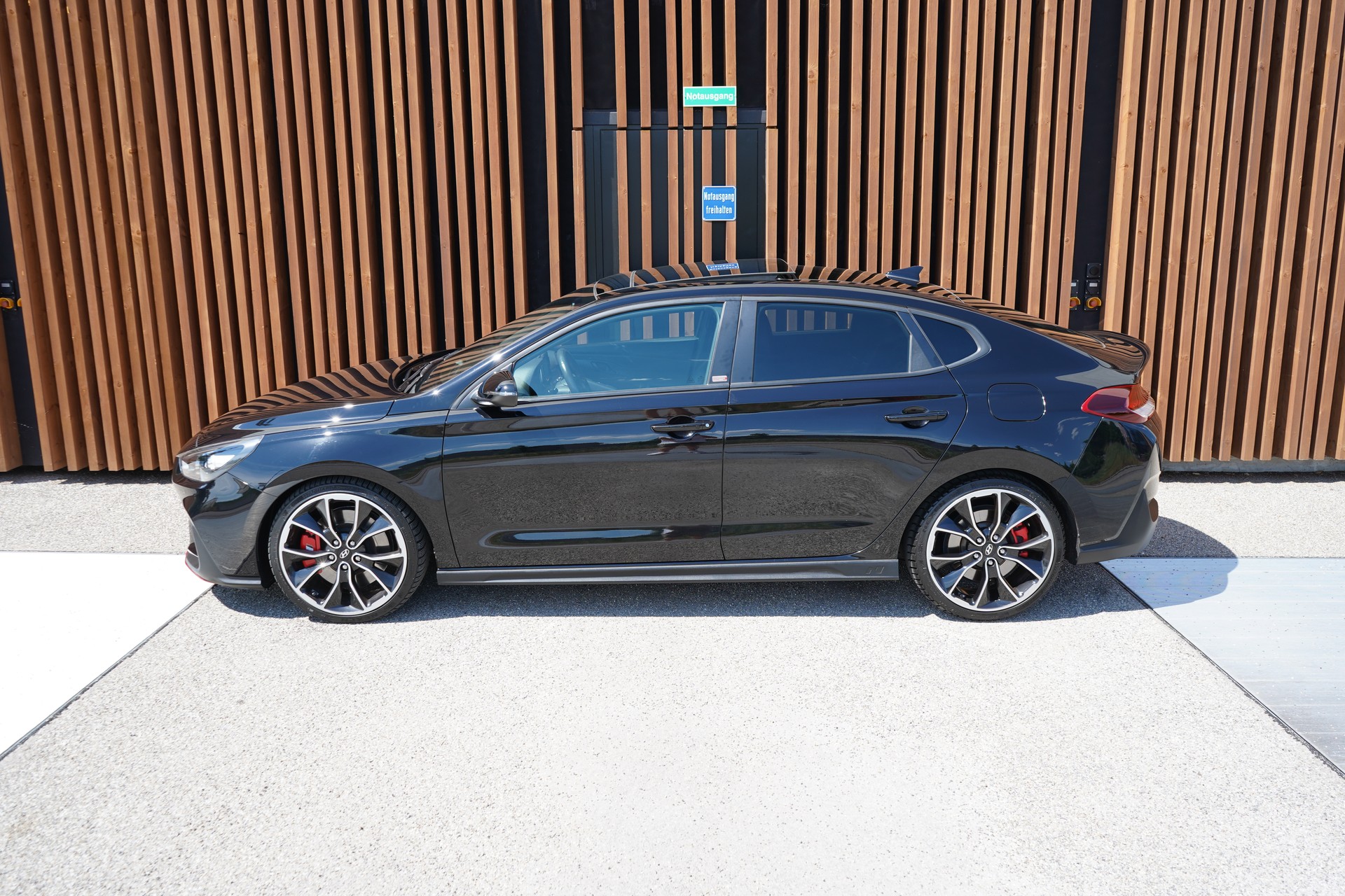 HYUNDAI i30 FASTBACK N 2.0 T-GDi l 275 PS-showroom-element-3