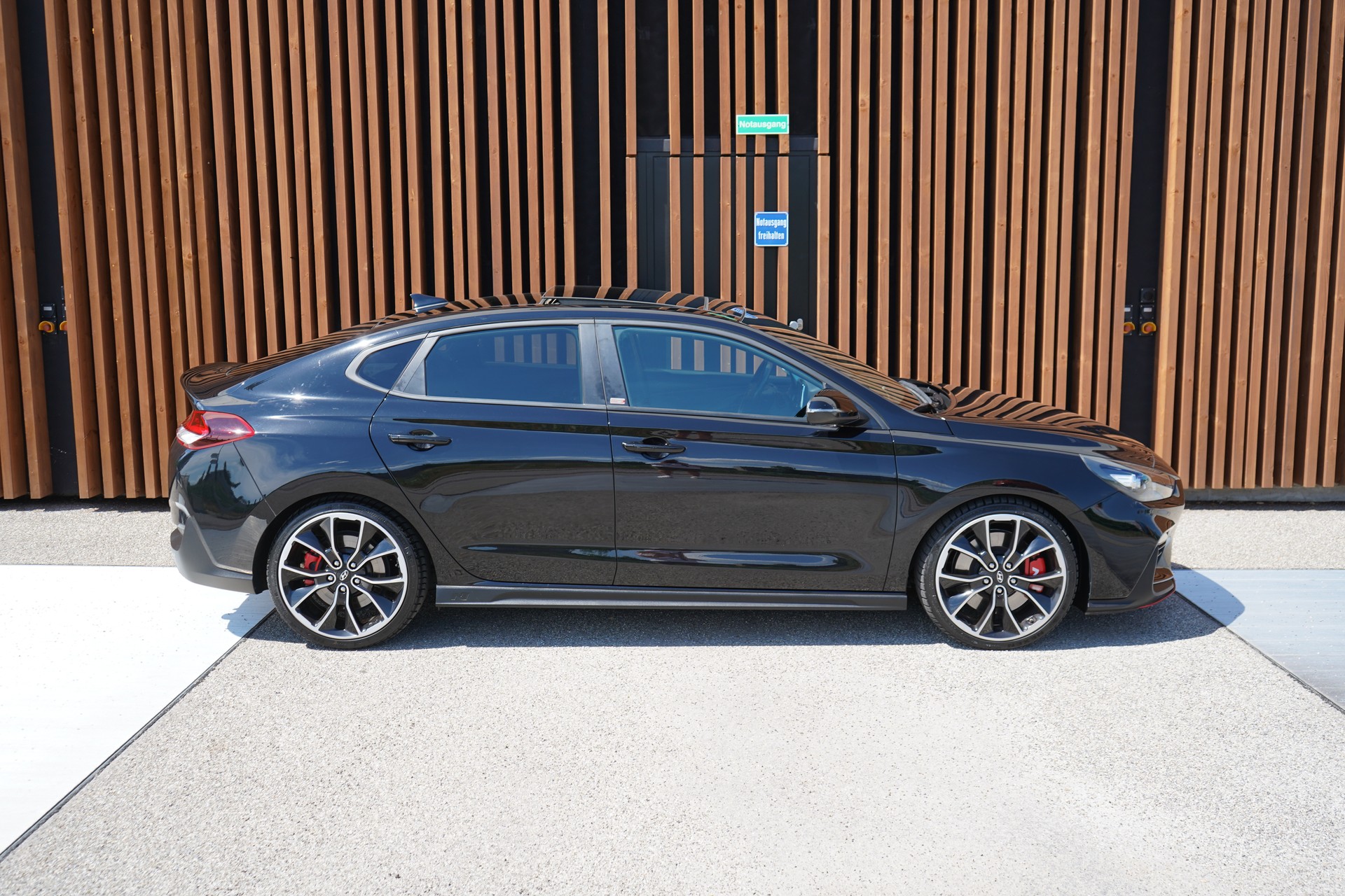 HYUNDAI i30 FASTBACK N 2.0 T-GDi l 275 PS-showroom-element-2