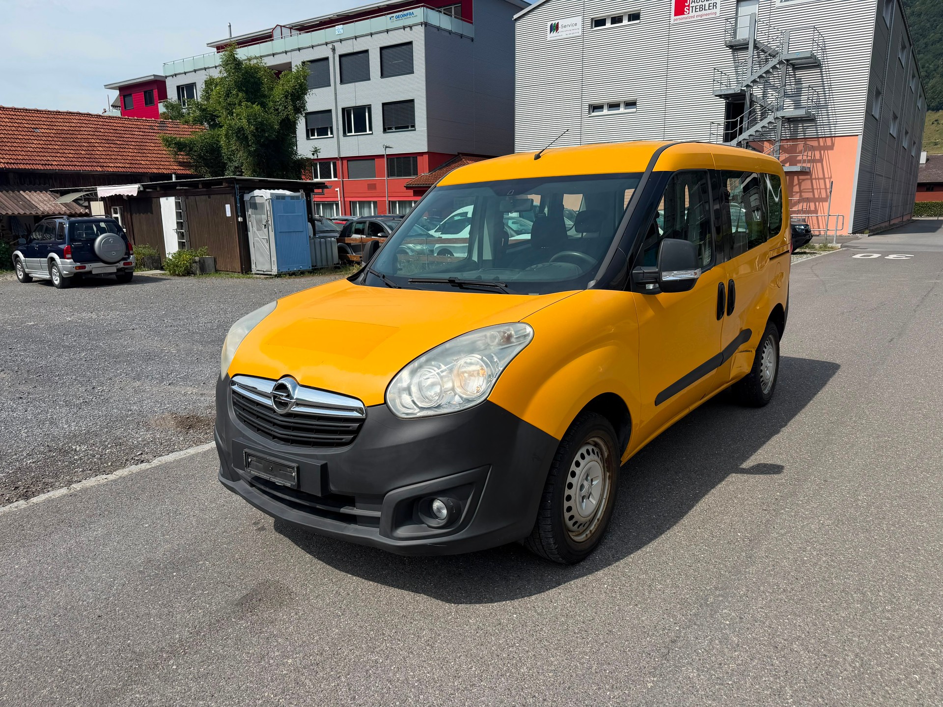 OPEL Combo 1.4i Cosmo L1H1-showroom-element-1
