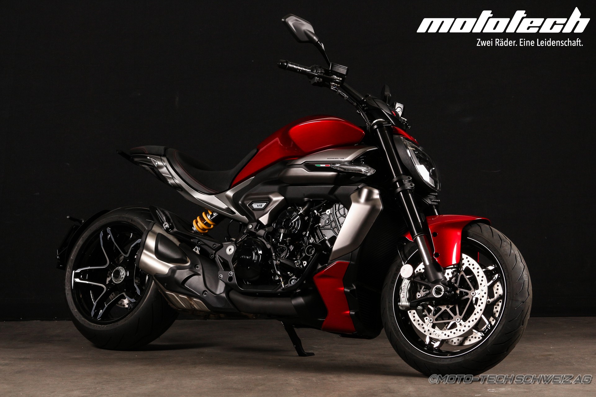 DUCATI X Diavel V4