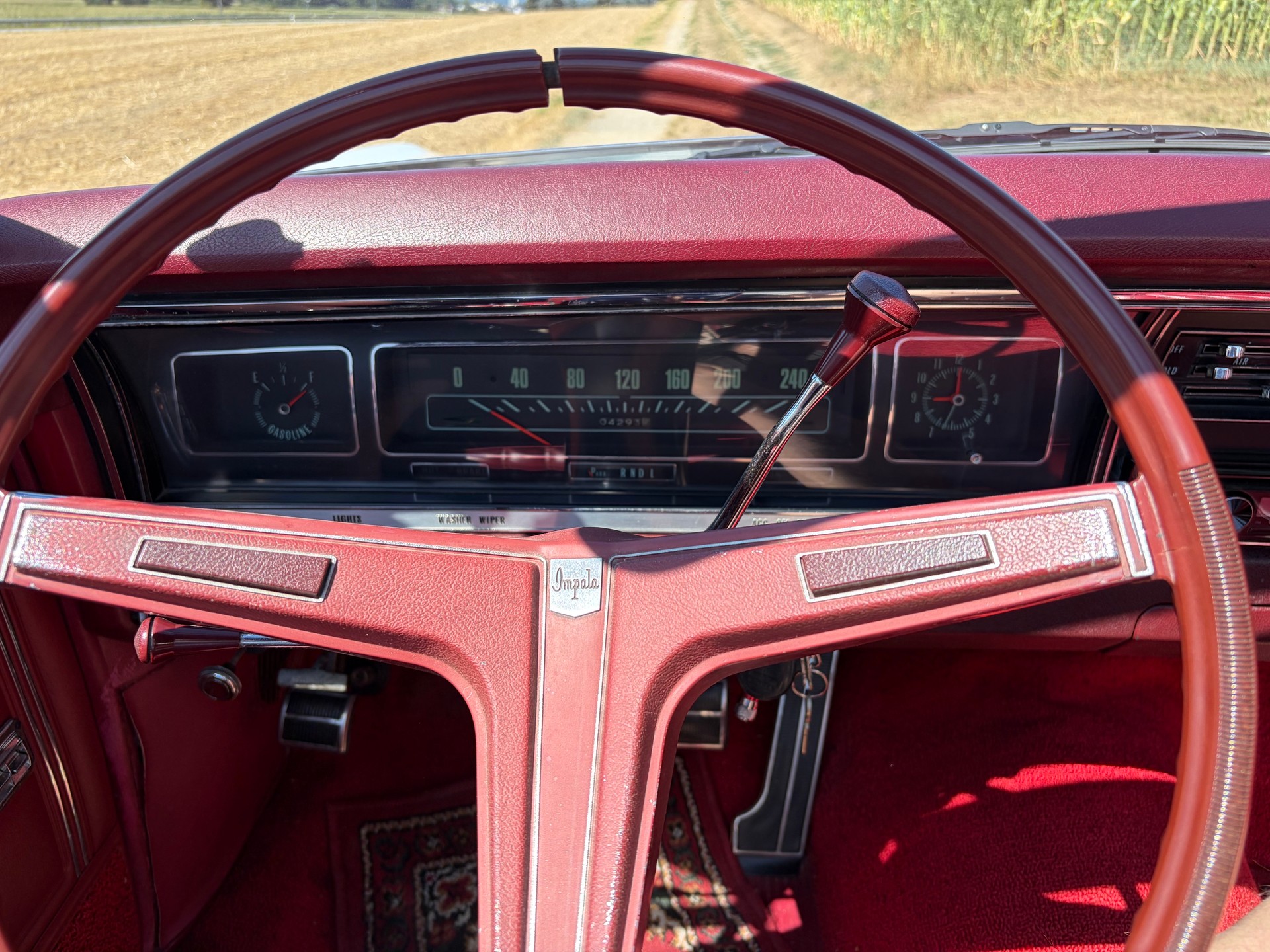 CHEVROLET Impala-image-4