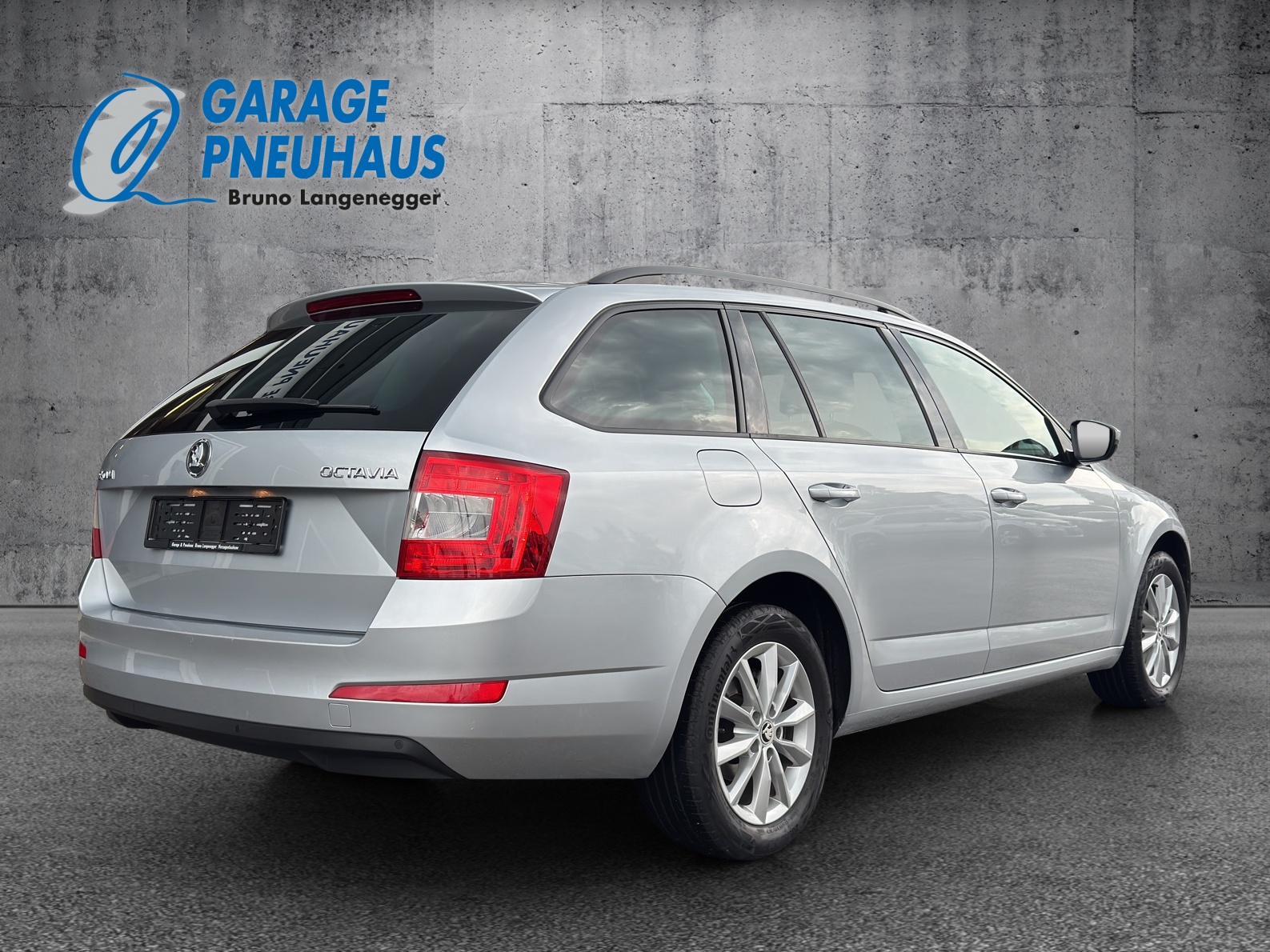 SKODA Octavia Combi 1.4 TSI Elegance DSG-showroom-element-3