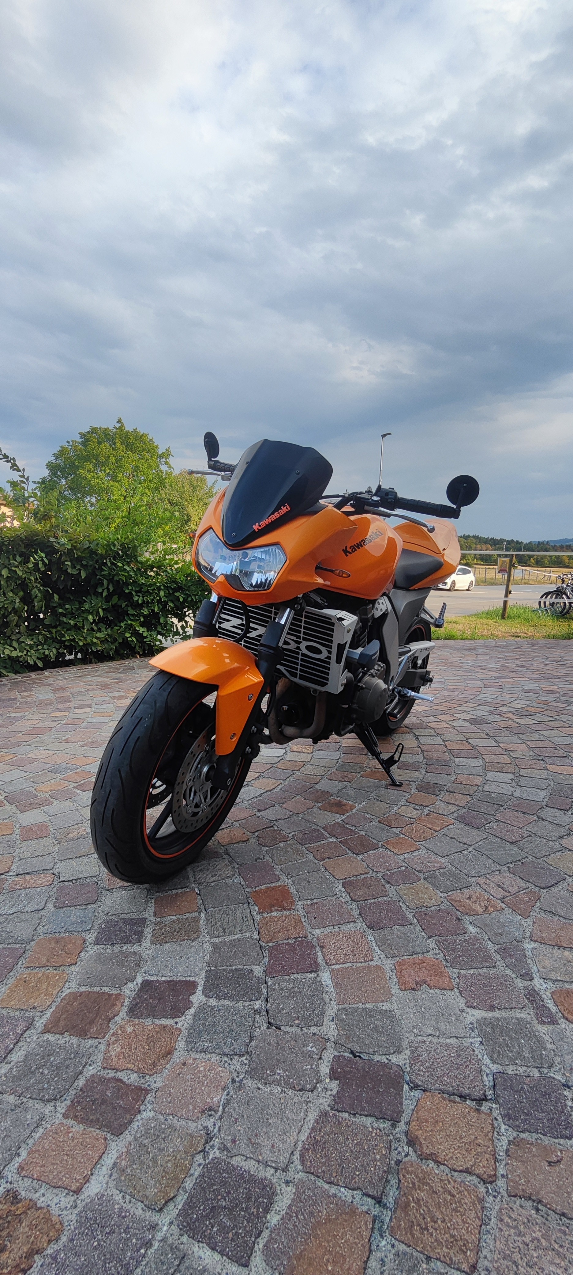 KAWASAKI Z 750-image-2