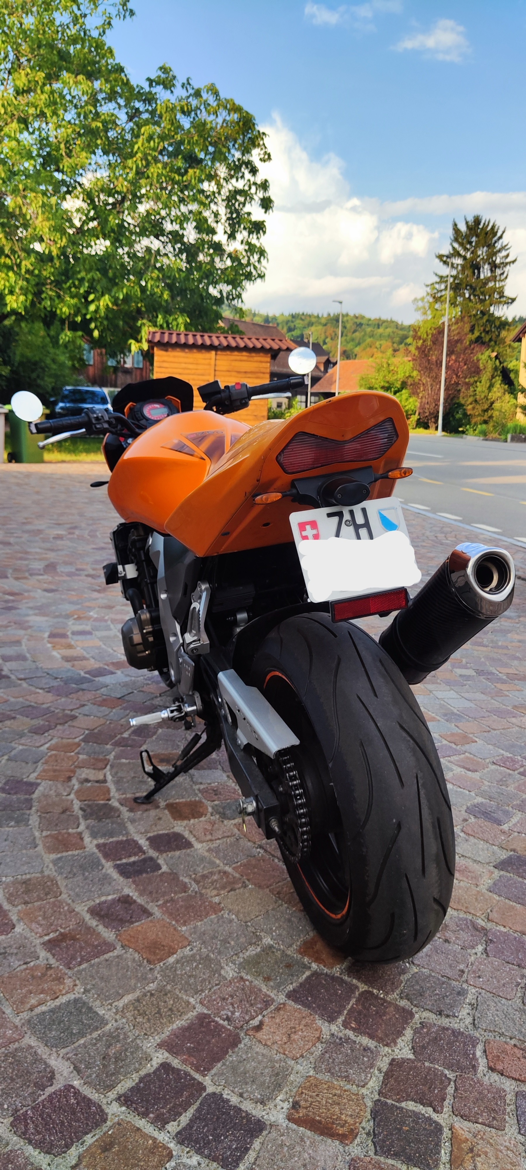 KAWASAKI Z 750-image-4