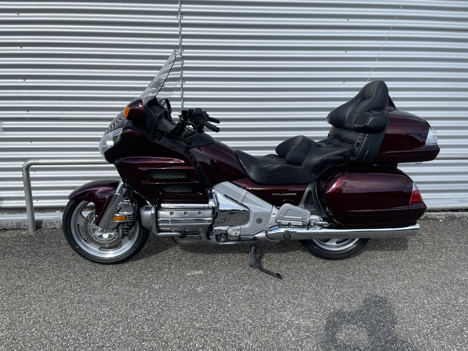 HONDA GL 1800 A Goldwing-image-9