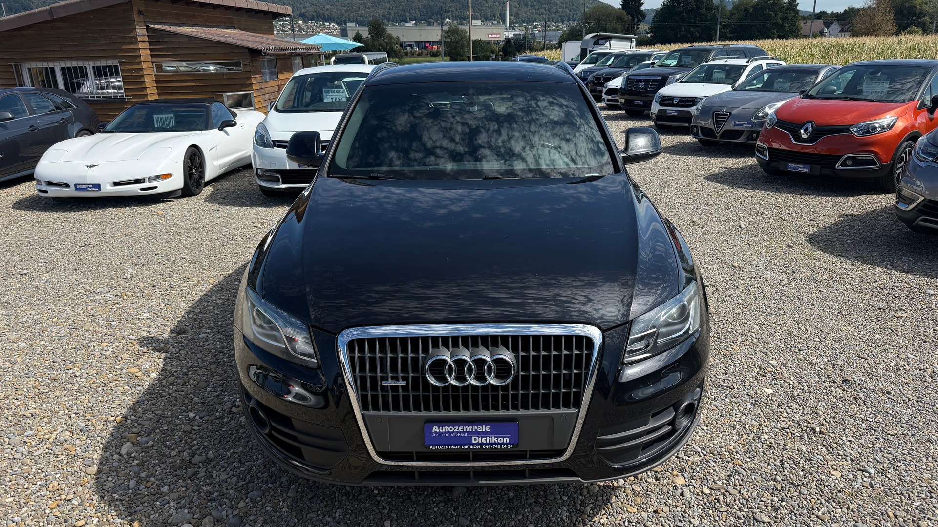 AUDI Q5 2.0 TFSI quattro S-tronic-image-13