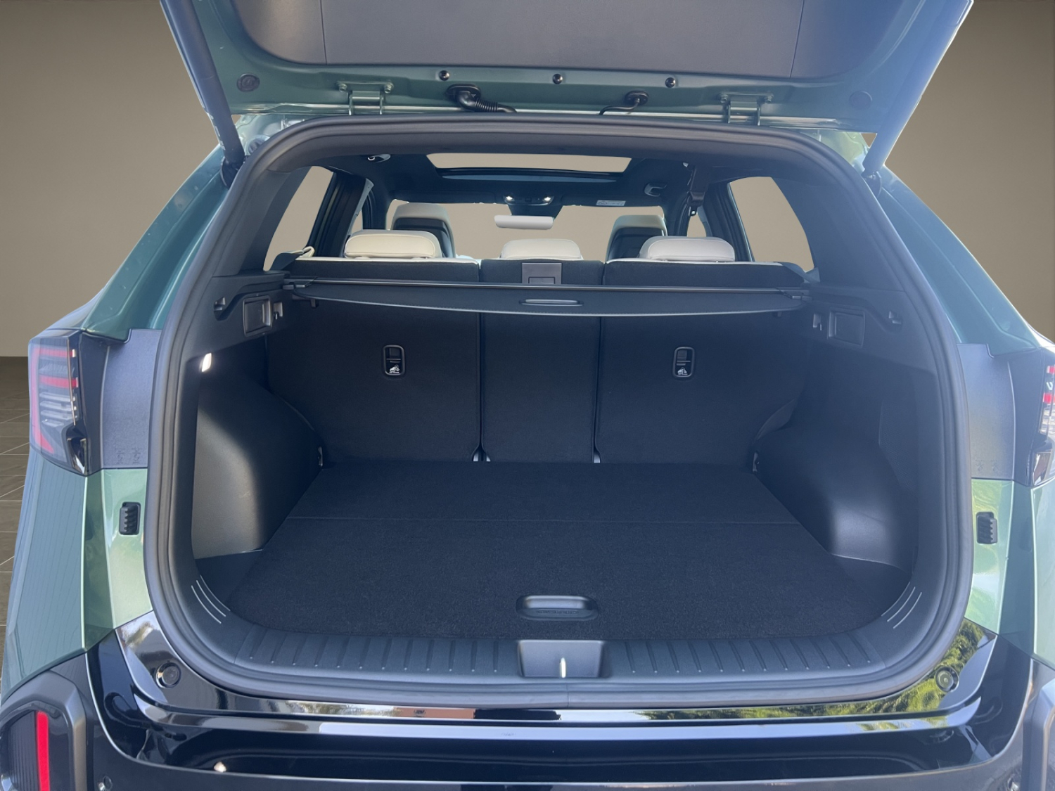 KIA Sportage 1.6 T-GDi Hybrid GT-Line-image-19