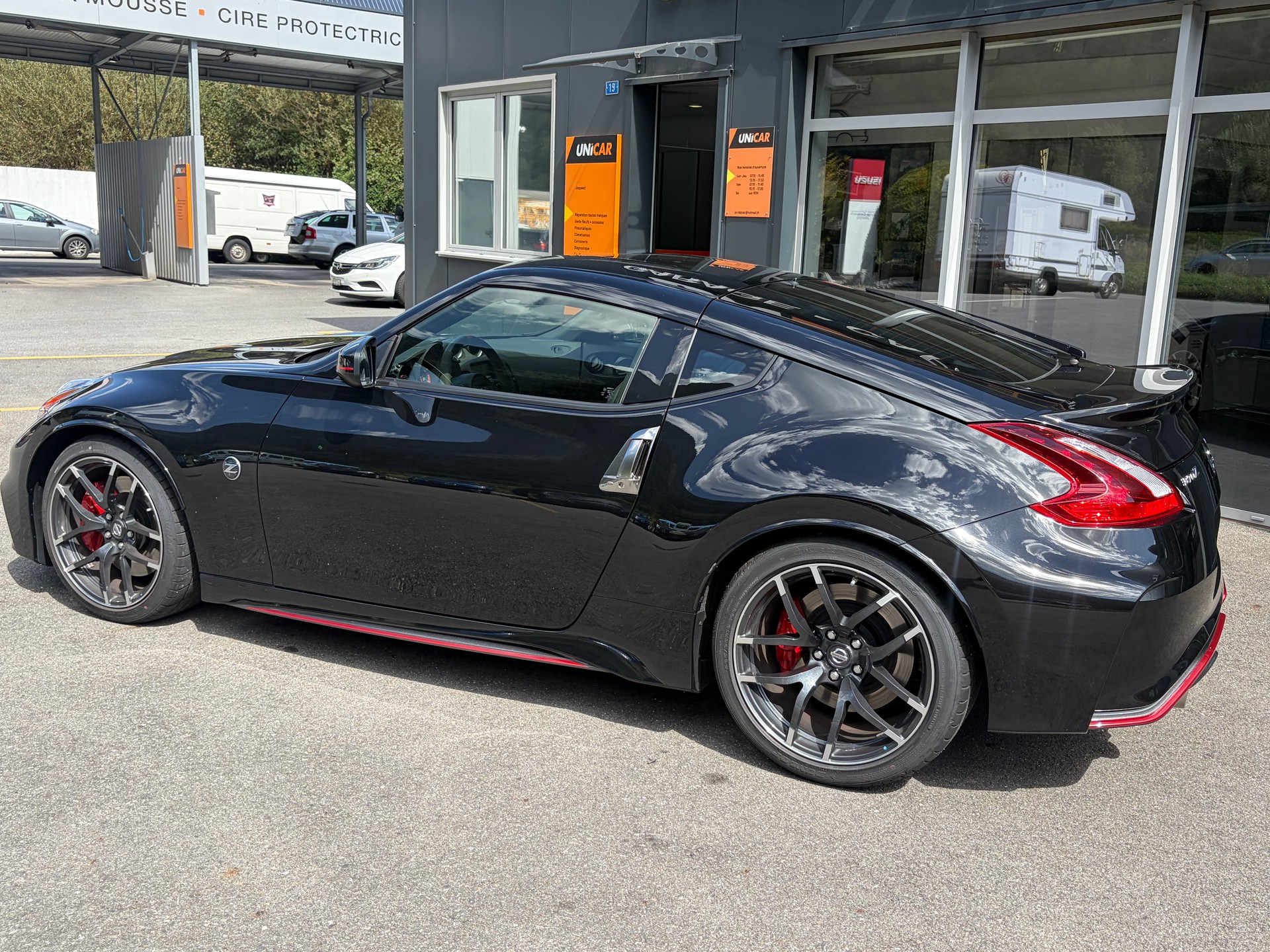 NISSAN 370 Z nismo-showroom-element-2