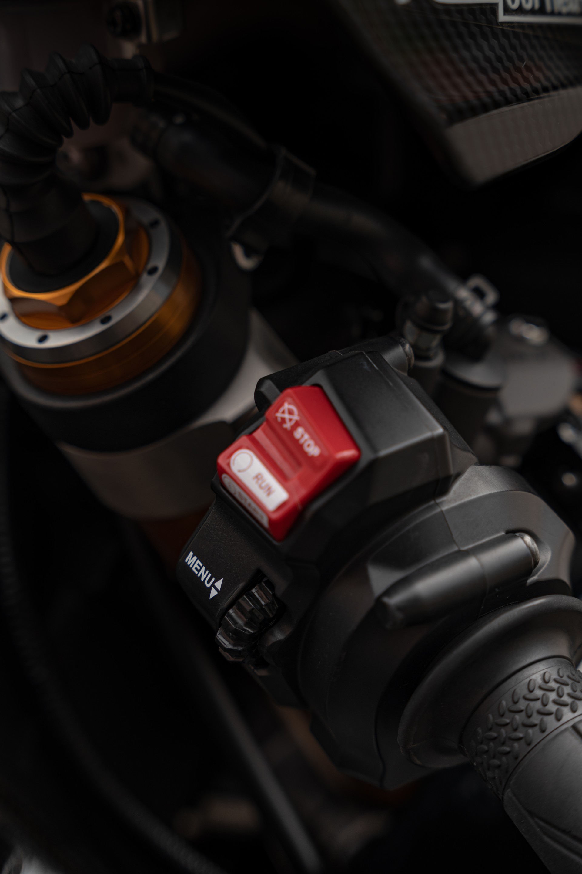 YAMAHA YZF-R1 M ABS-image-7