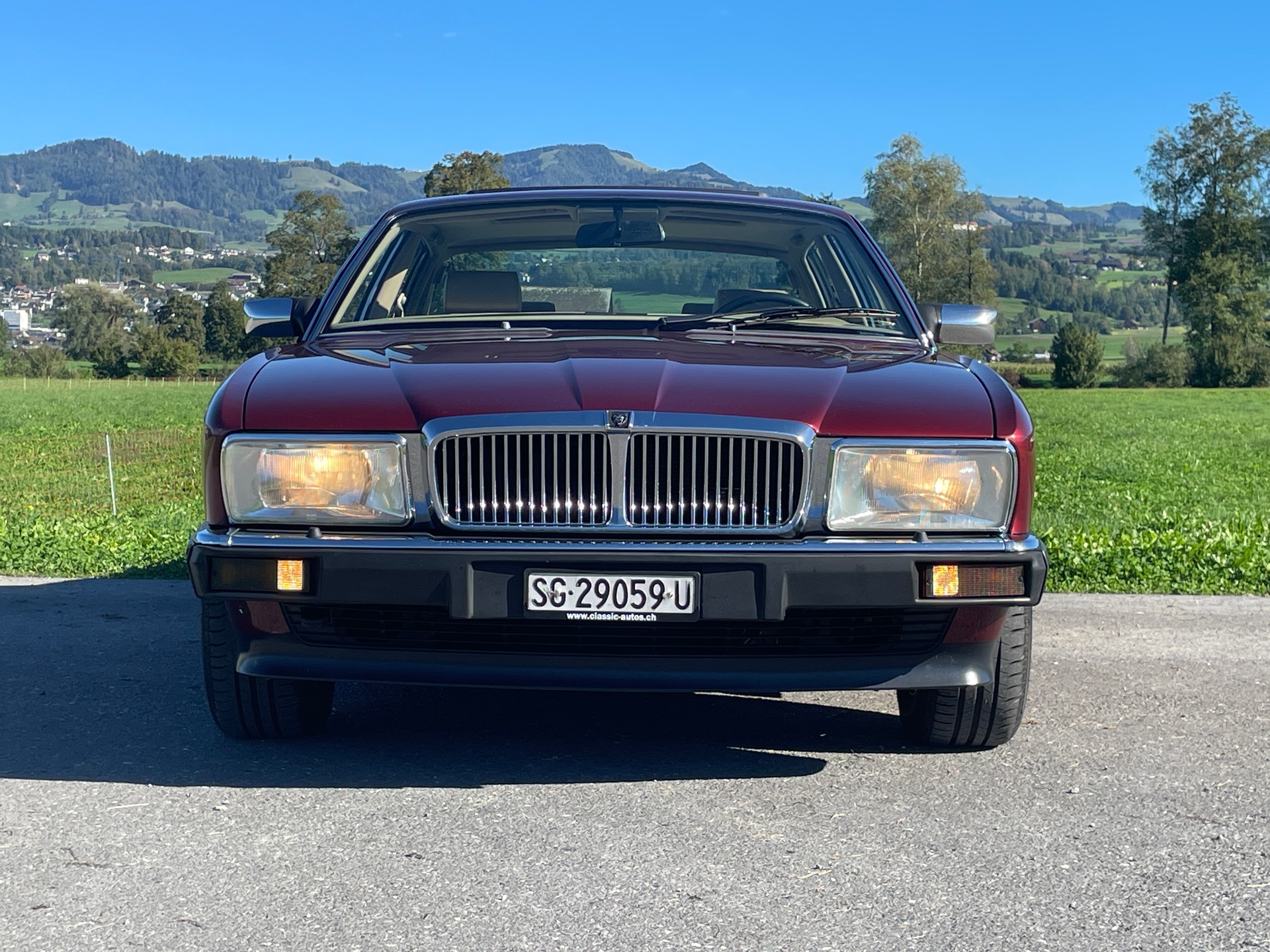 JAGUAR XJ6 4.0 Sovereign (XJ40)-image-3