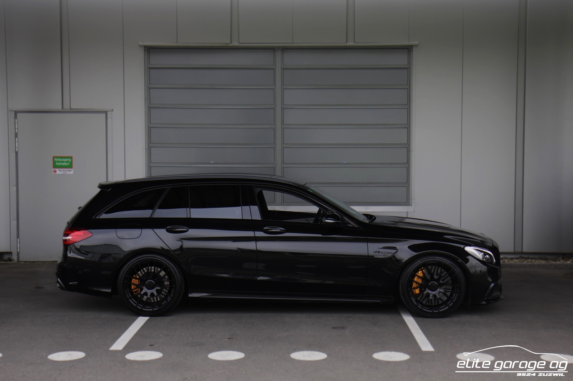 MERCEDES-BENZ C 63 S AMG Speedshift-image-5