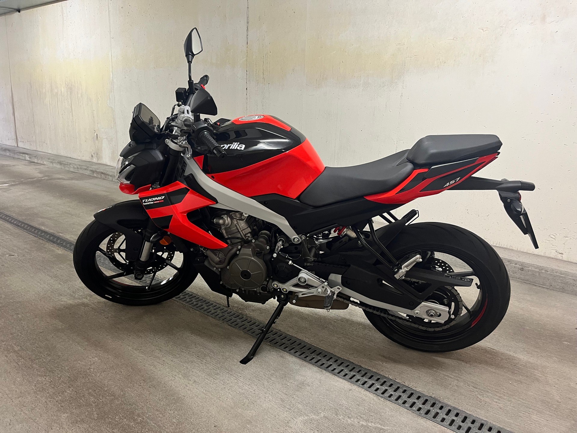 APRILIA Tuono 457 (35kW) E5+ mit Quickshifter-image-0
